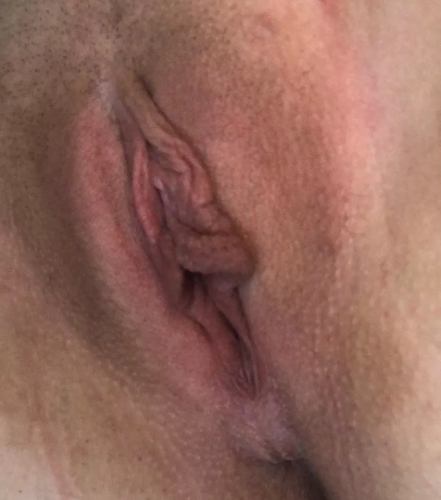 I need a dom for PUSSY TORTURE !