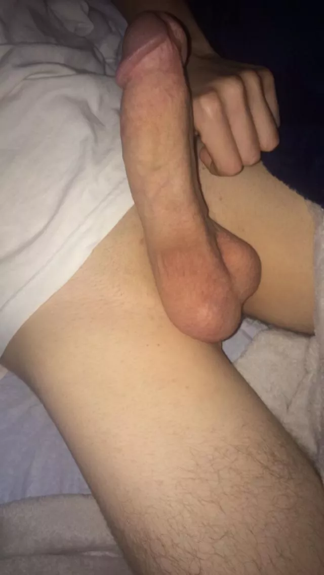 I shaved my bush , hope you still like my cock.