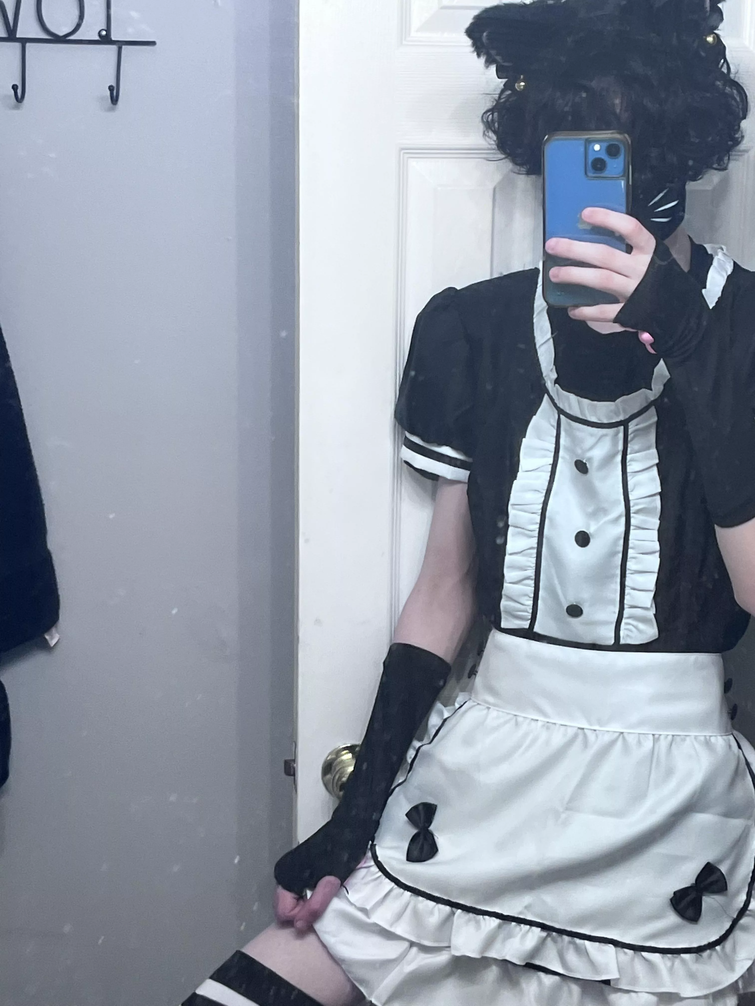 I tried out the femboy trend, What do you think?