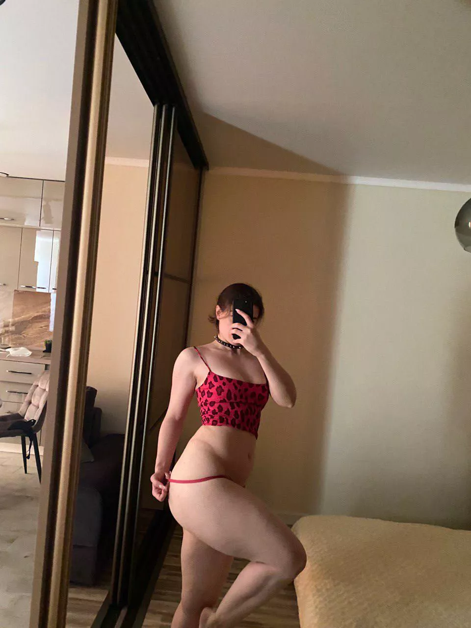 I want you in my room..cum to me