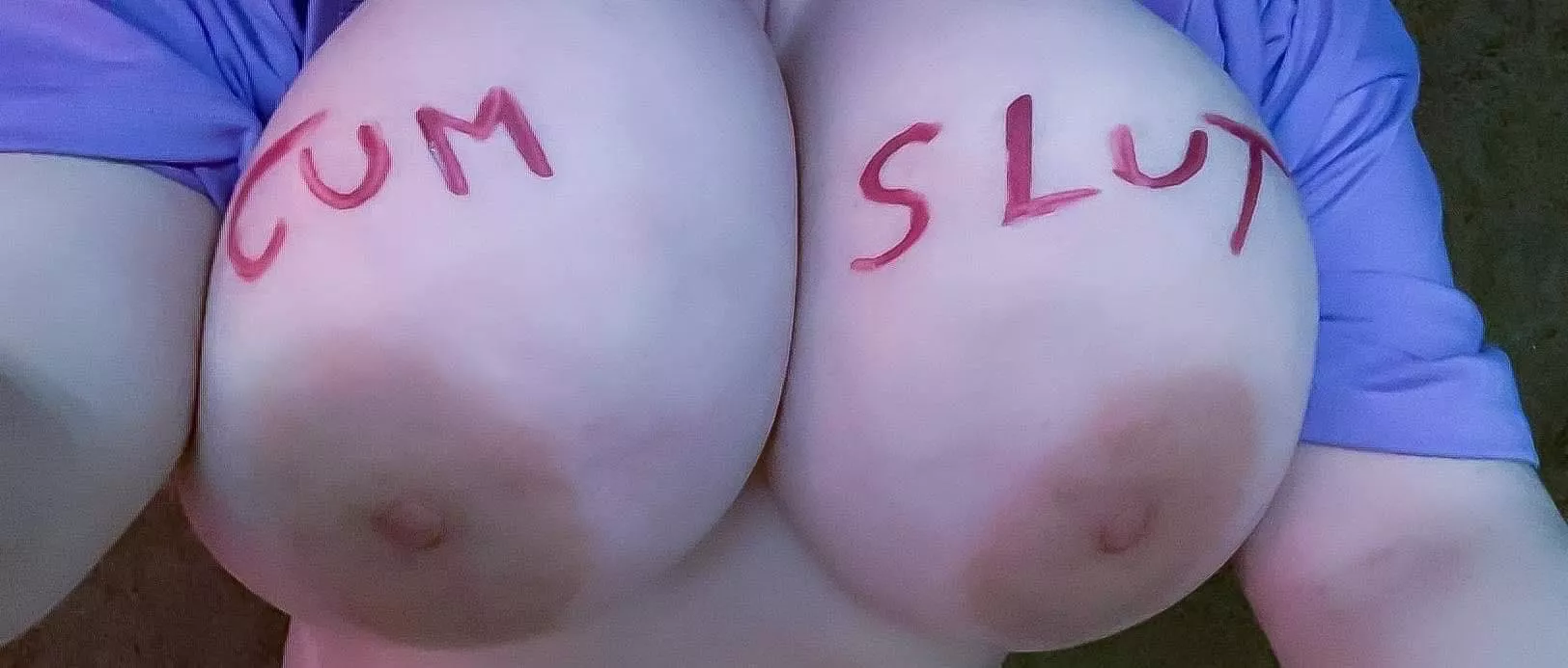 I want you to cover me in your cum 🥵🥺