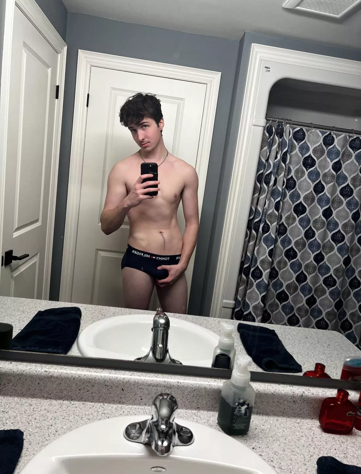 I want you to suck on my bulge