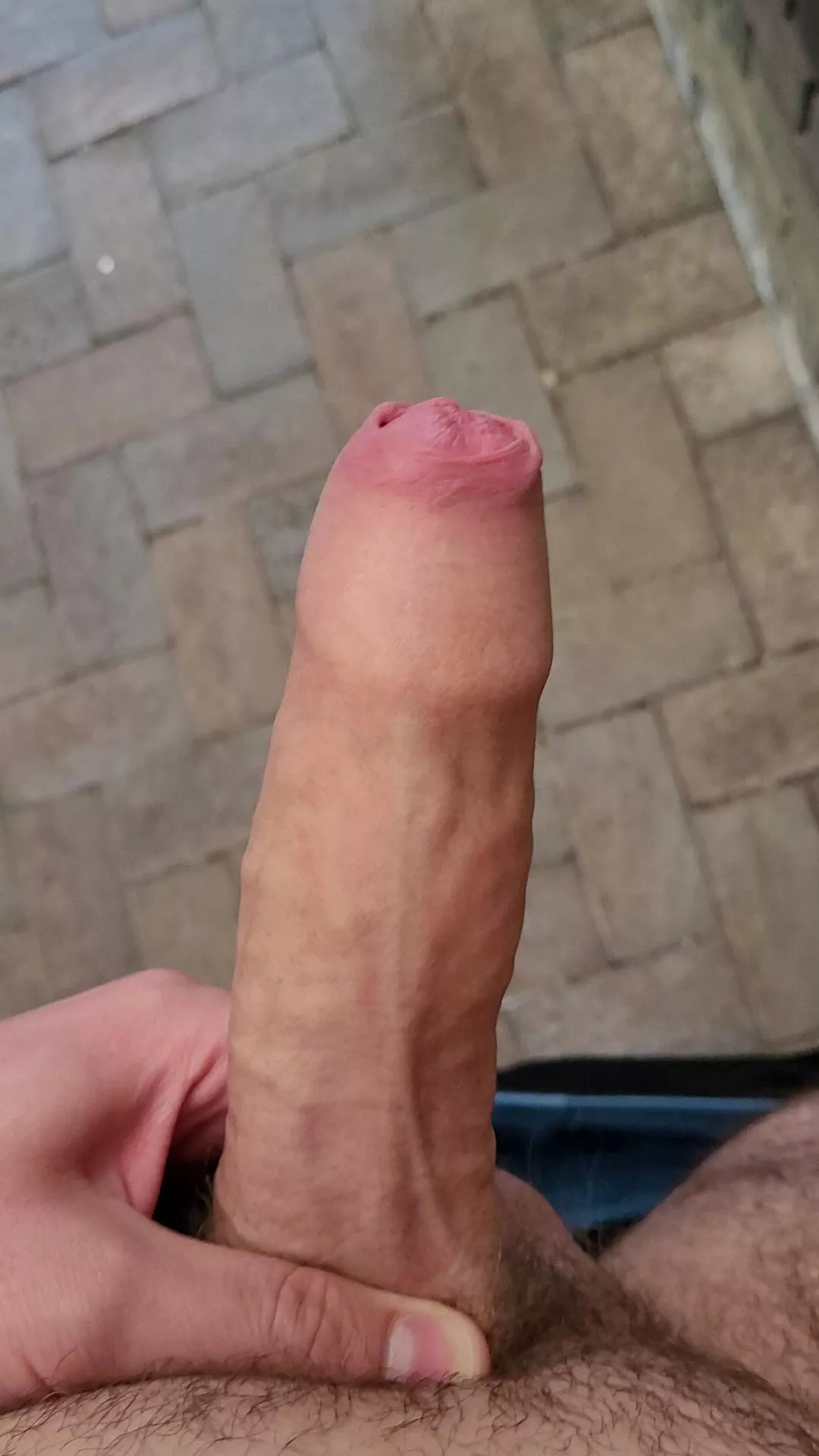 i was outdoor with my bike and found a nice hidden spot to jerk off. pm me if you want to know more details