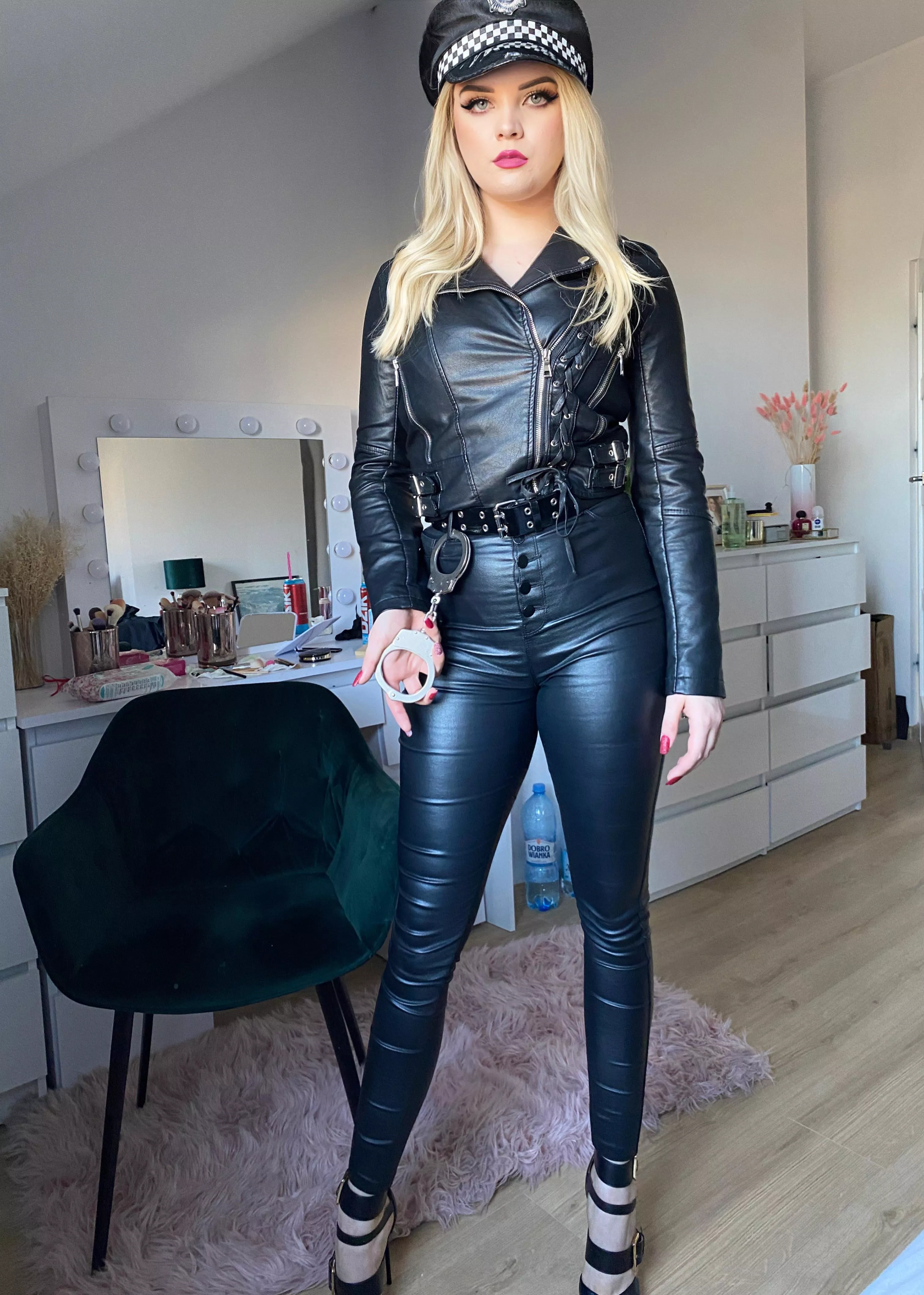 I will be your leather mommy 😈