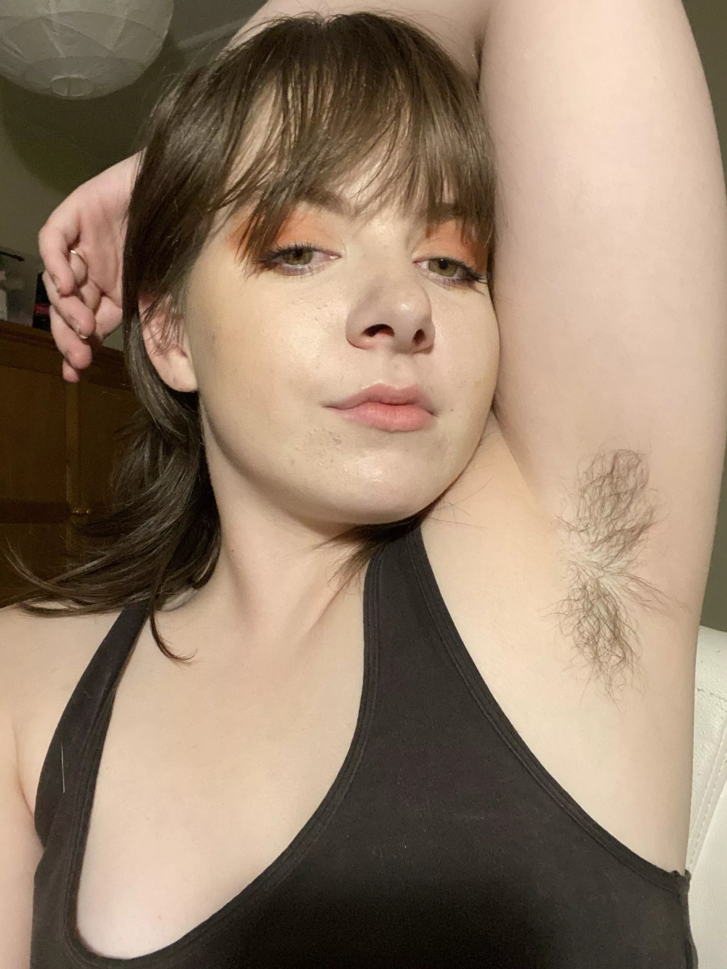 I wish my armpit hair grew nearly as fast as my pubic hair 😂😭