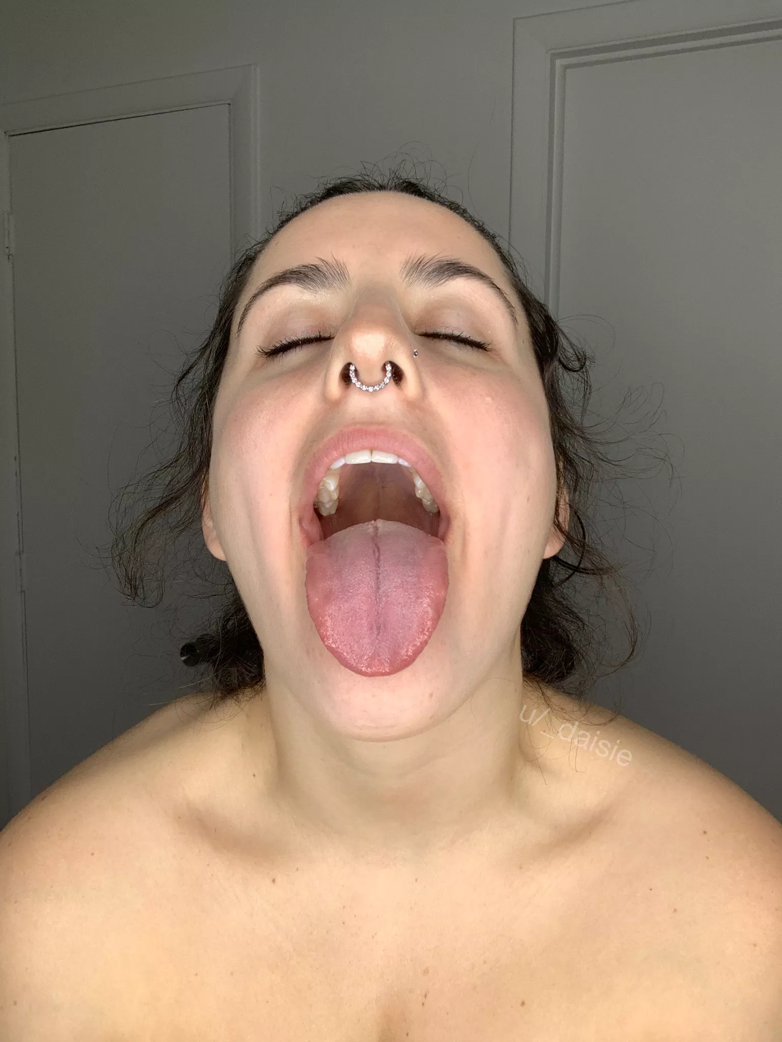 i wonder if anyone will cum from this picture hehe