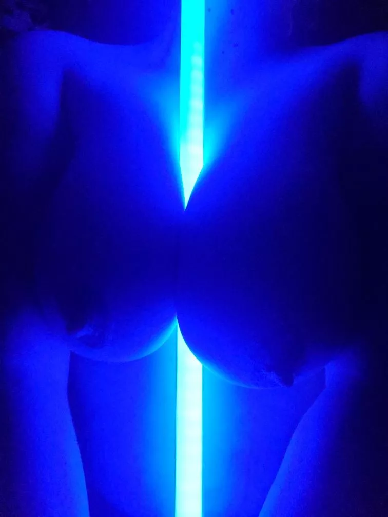 I'd love to use your lightsaber next 😉 [F]