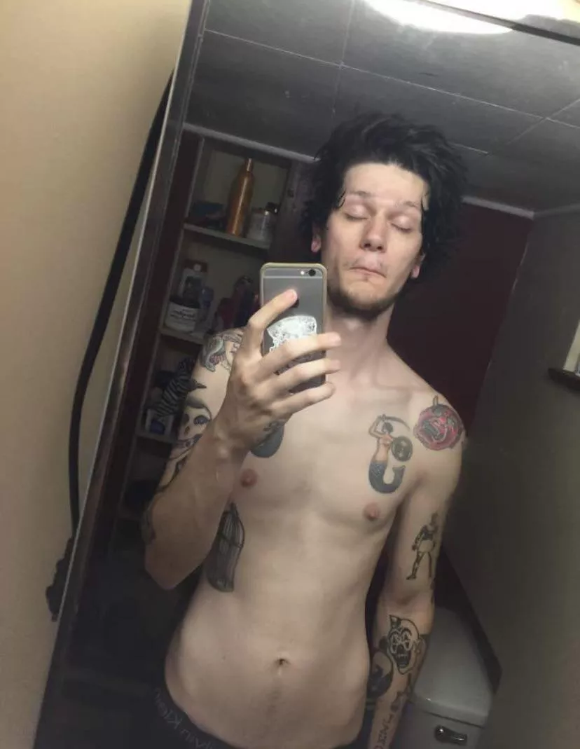 Idk bout hot but I am a guy with tattoos.