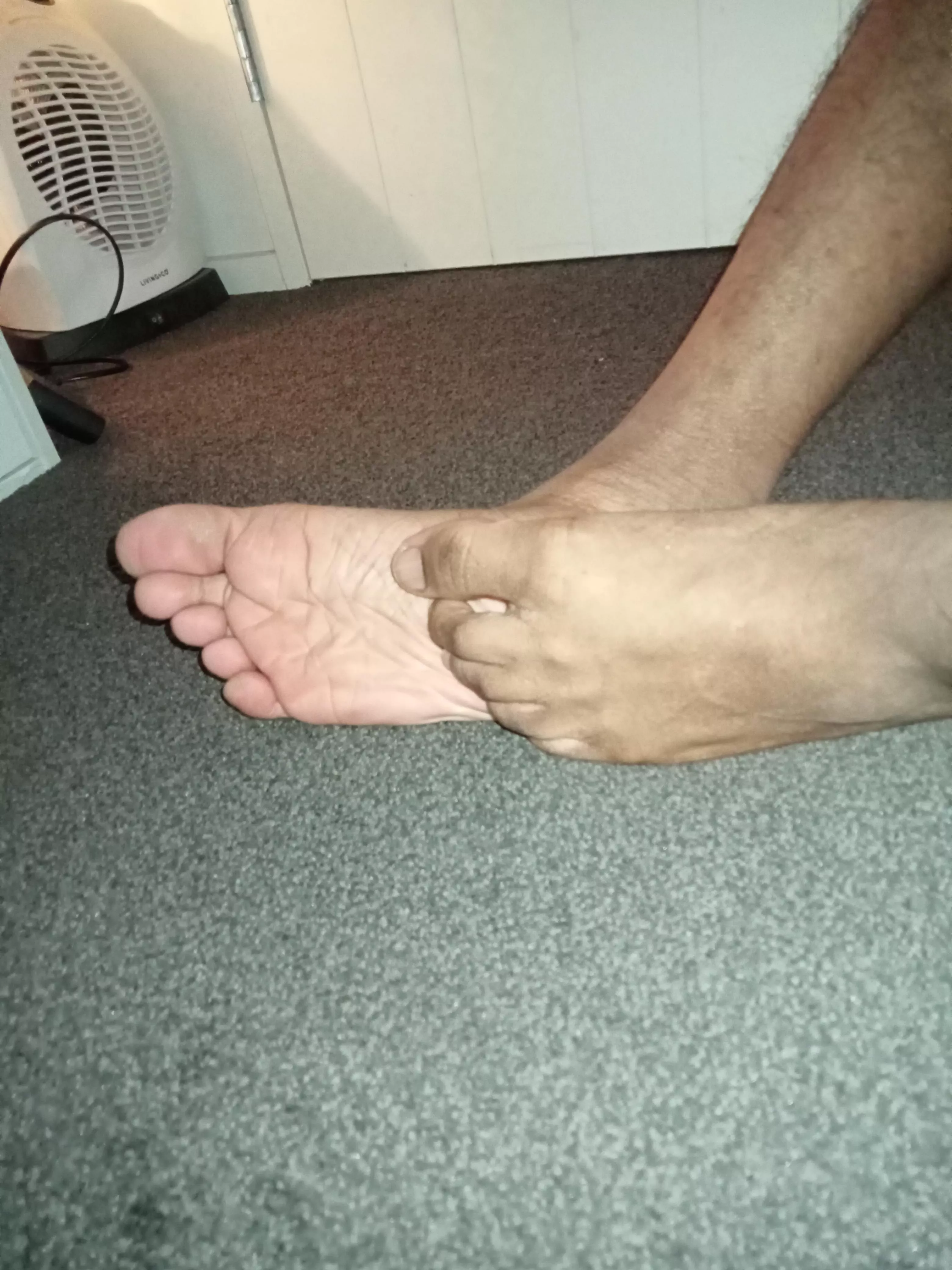 If only my feet had something to play with (other than themselves)