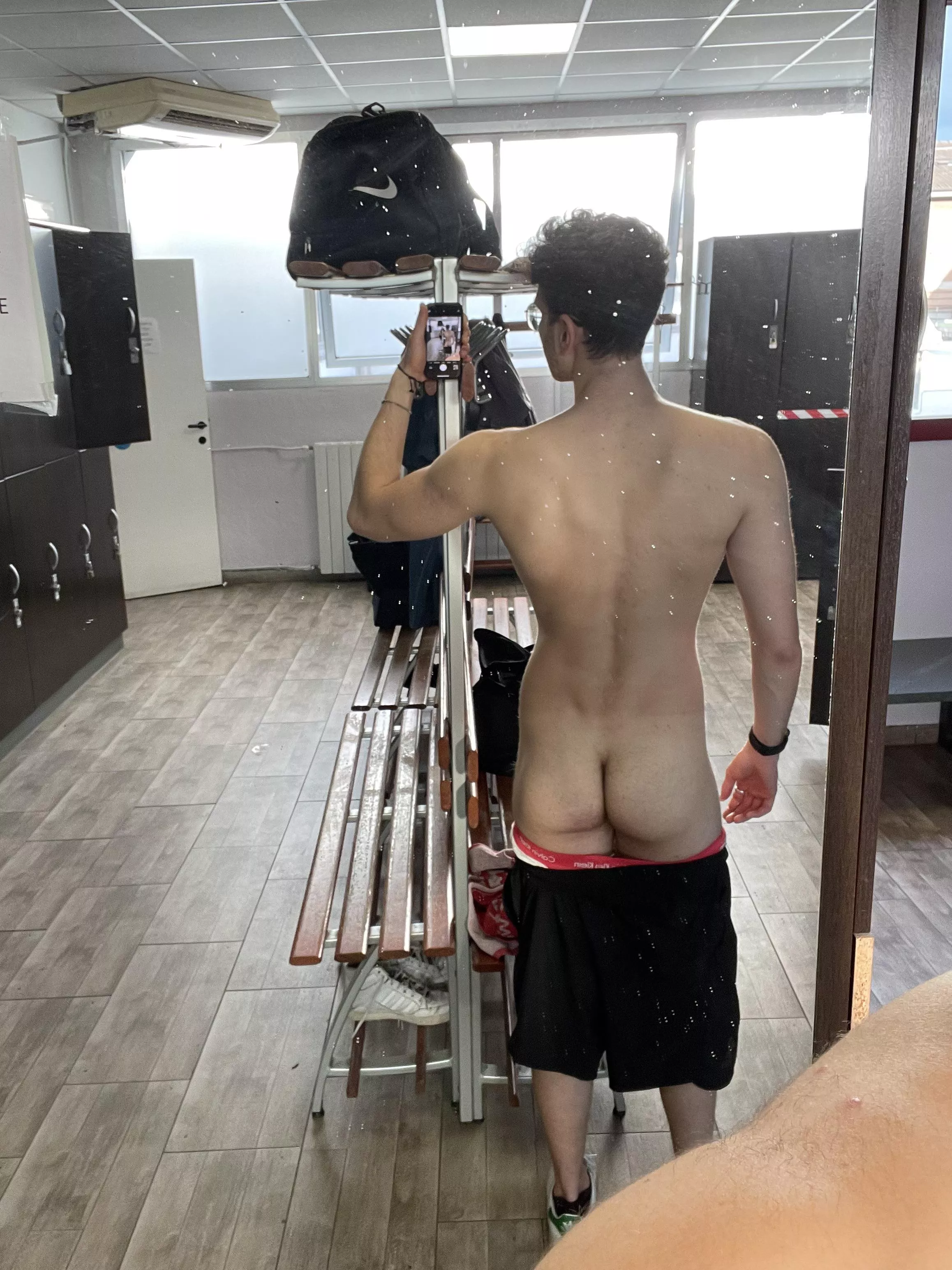 If you join my gym weâ€™ll fuck in the locker room