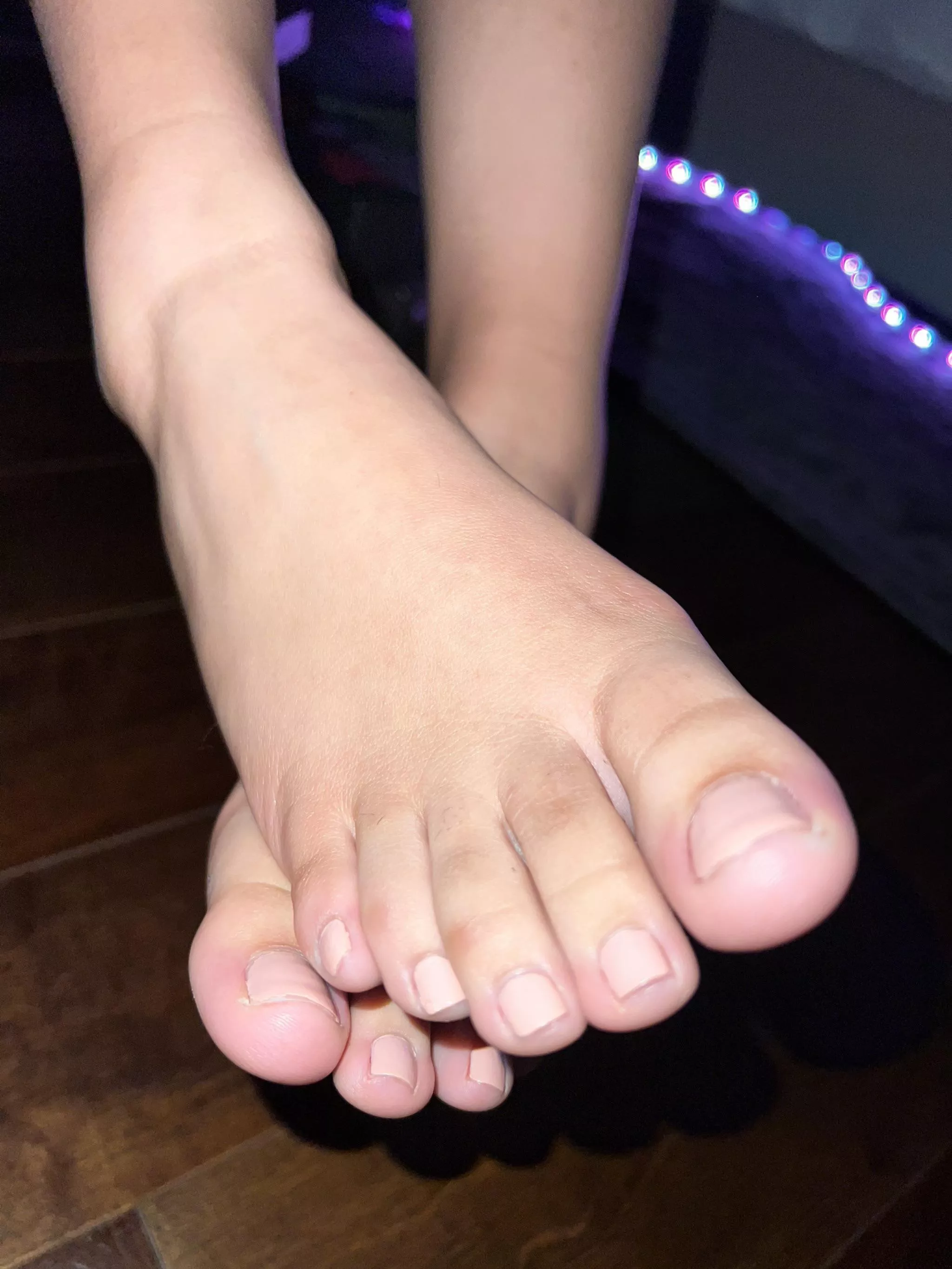 I’ll let you do whatever you want to my gf’s feet