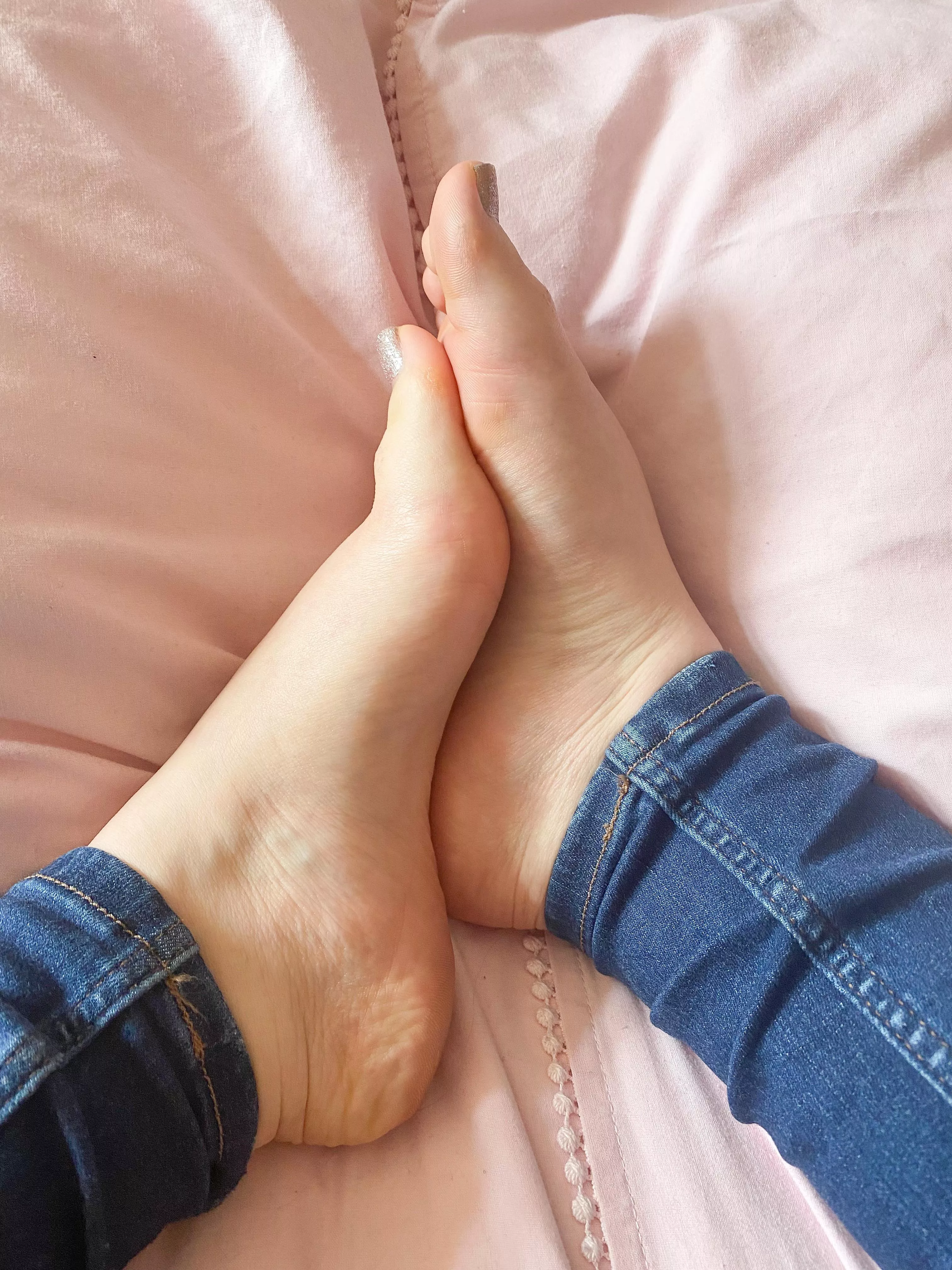 I’m curious to know what your favourite foot pose is