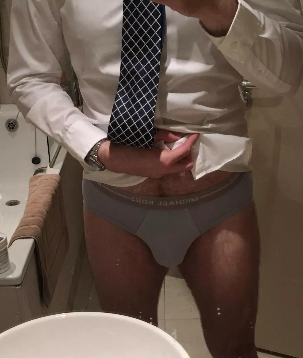 I’m Irish-born but now live outside Ireland. Every St Patrick’s Day, without fail, my friends and colleagues ask why I’m not wearing green. I own nothing green, not even underwear, so today’s briefs are blue (41)