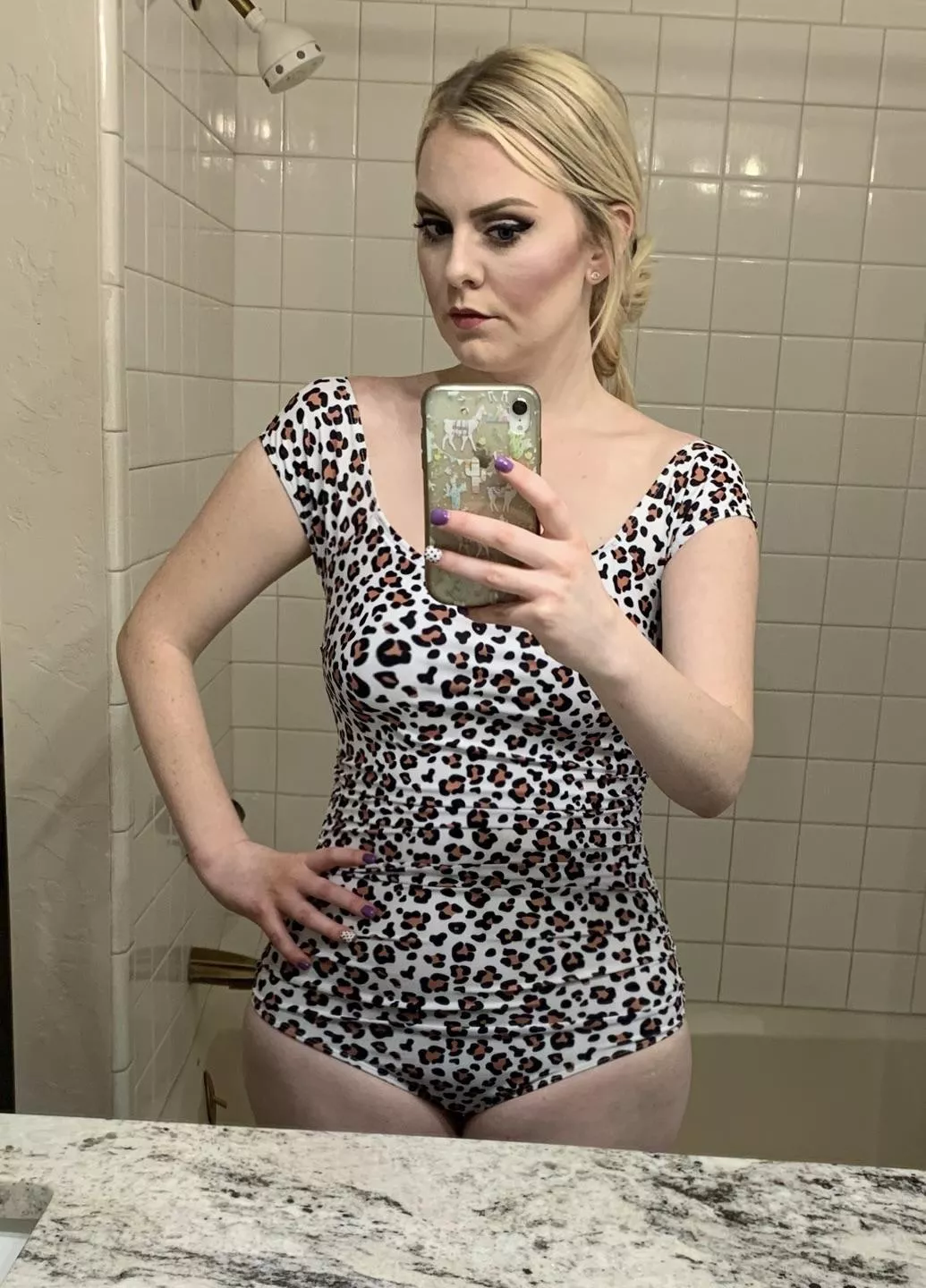 [image] My petite pale blonde wife in her new one piece. She’s 28 and a mom of 3. She’s also 5’0. What do you all think of her?