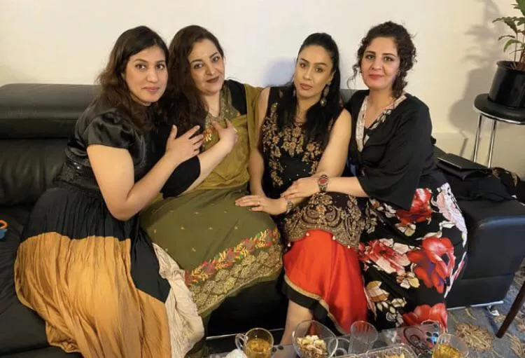 Imagine your a big tall white invader and invading a house with those 4 desi milfs. Who you gonna breed and gave her her first BWC?