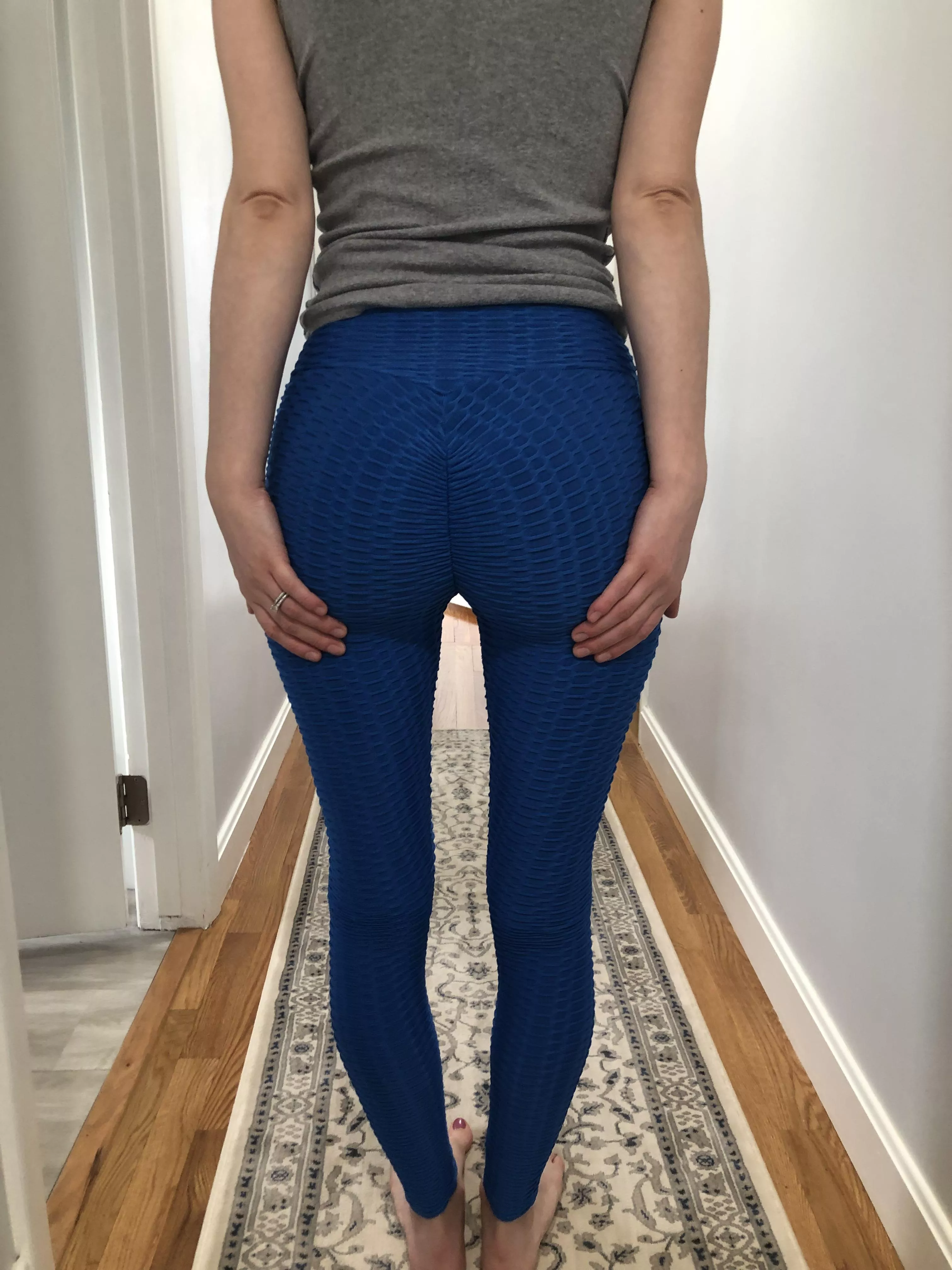 Is my 34y/o MIL[F] Butt cute in these leggings