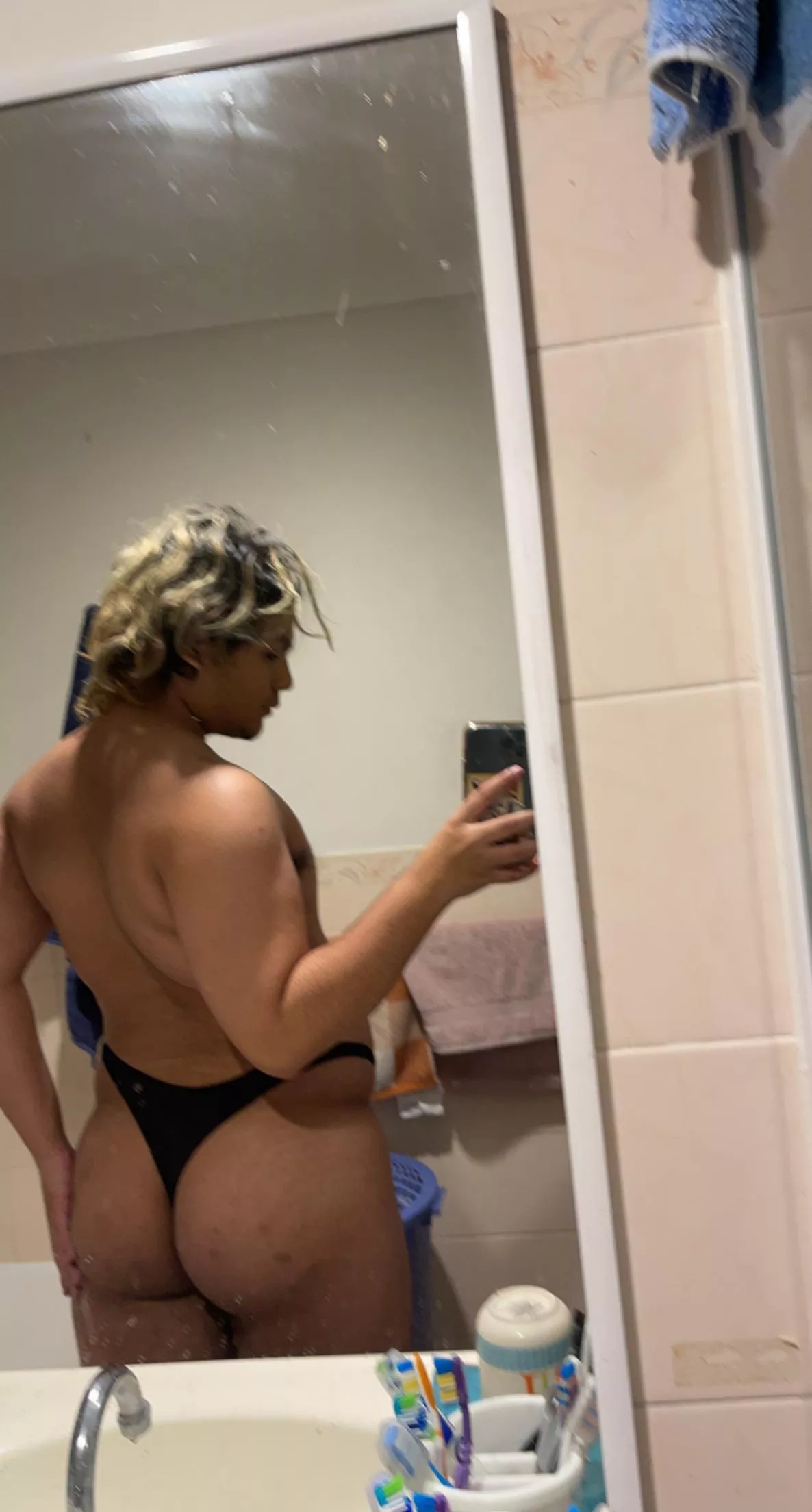 is my butt cute ? (19)