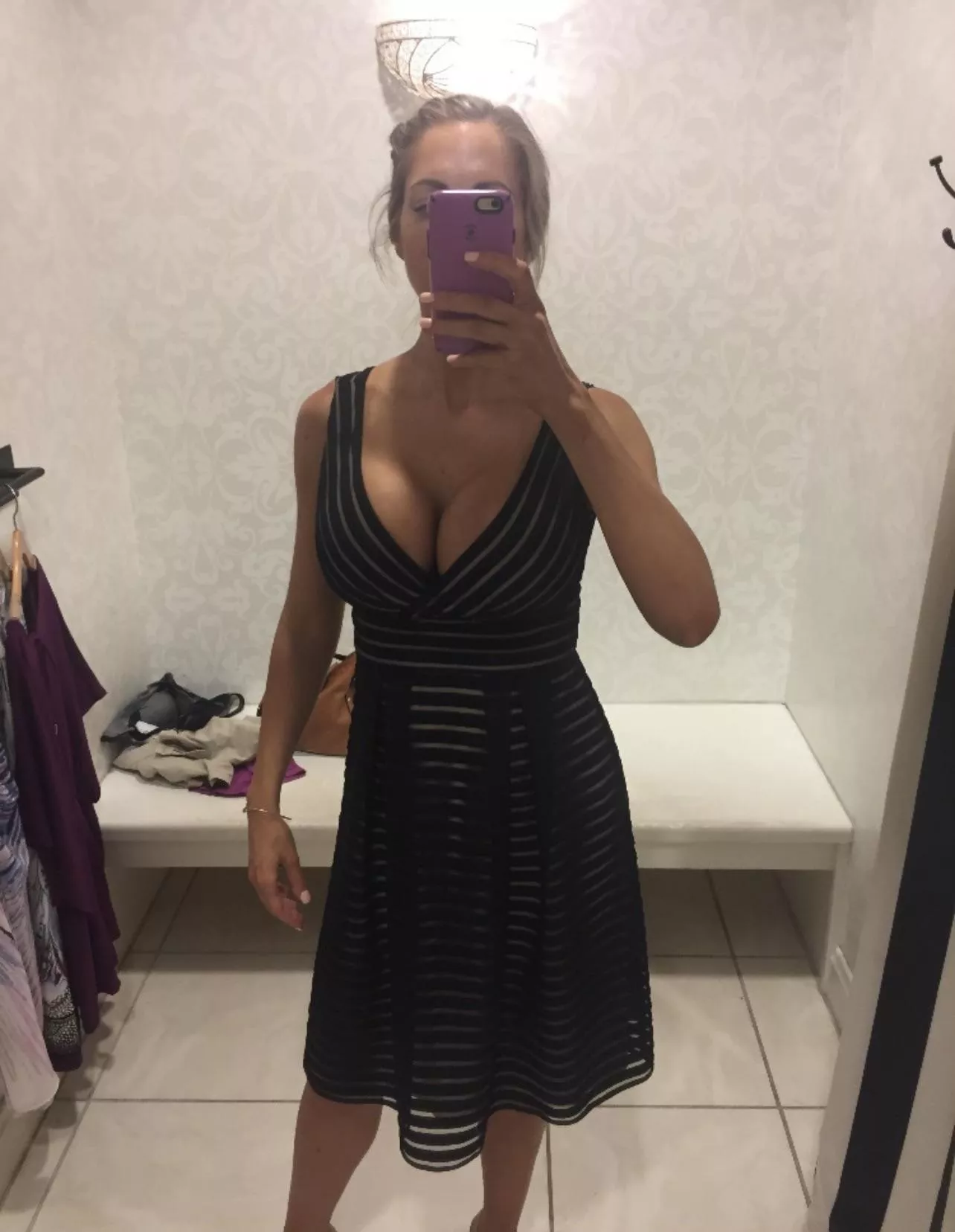 Is this dress a yes or no?