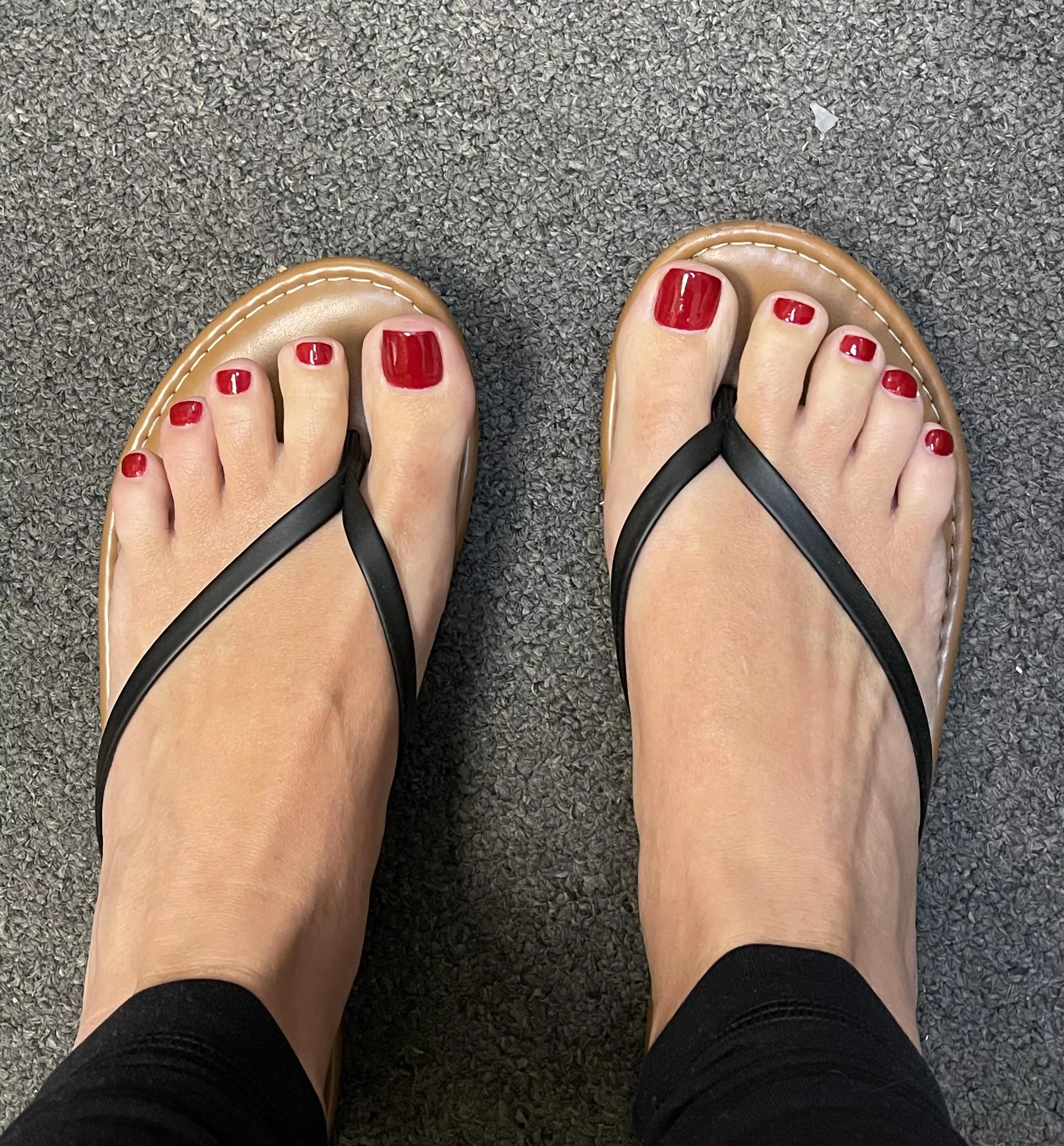 Itâ€™s a flip flop kind of work day today!