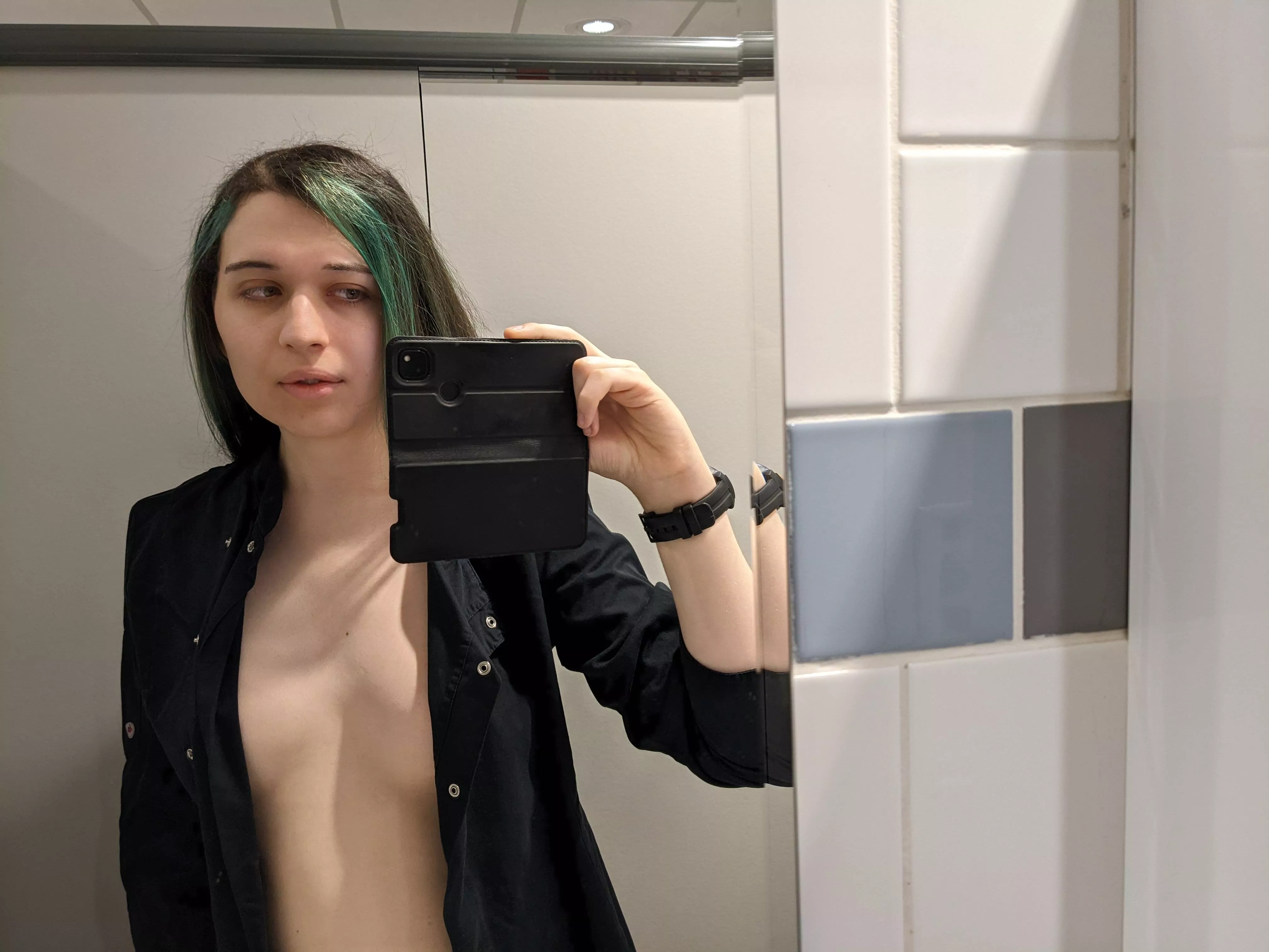 it’s a shame that I have to close this vest at work (21f)