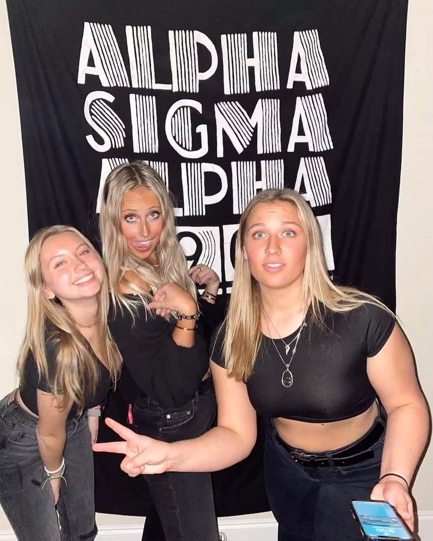 It's sorority night!