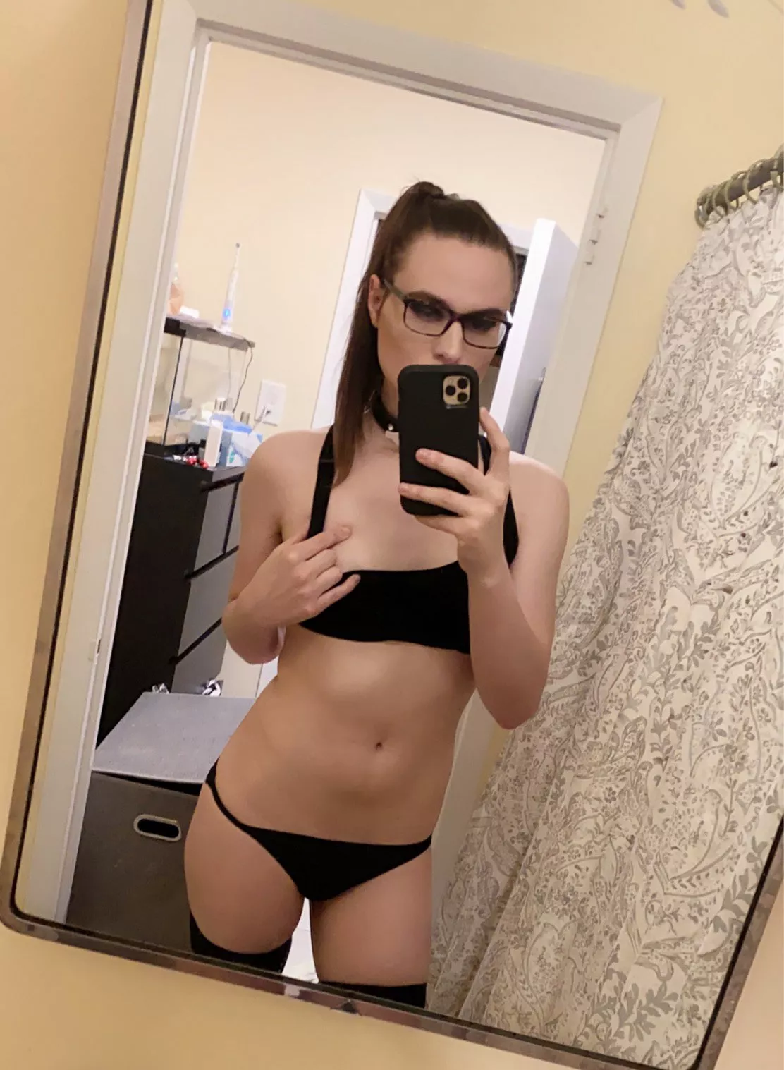 I've been working on my figure. Would you take my sissy body for a test drive?