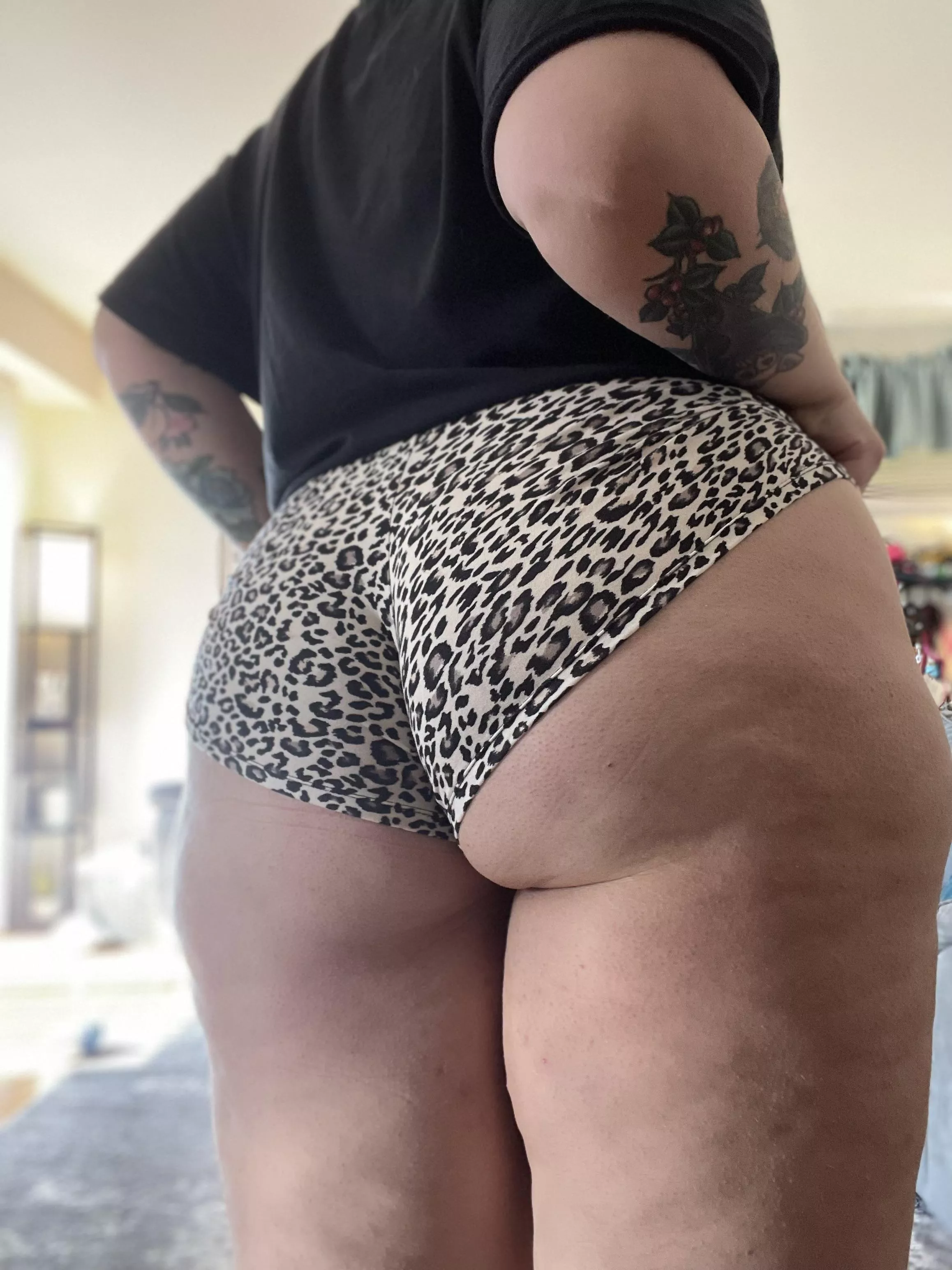 Just a big booty 😌💅🏻