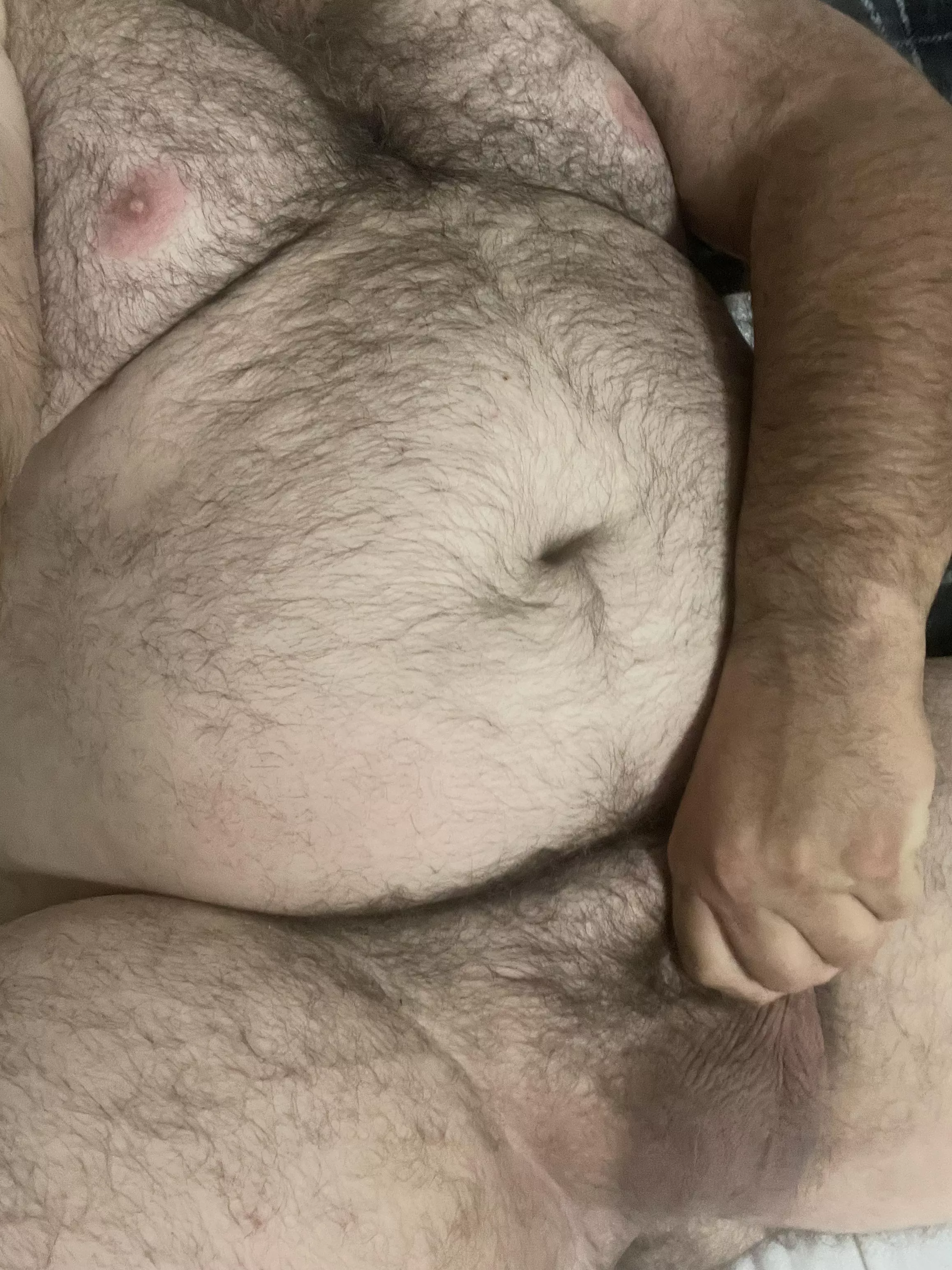 Just a horny hairy bottom needing dick!