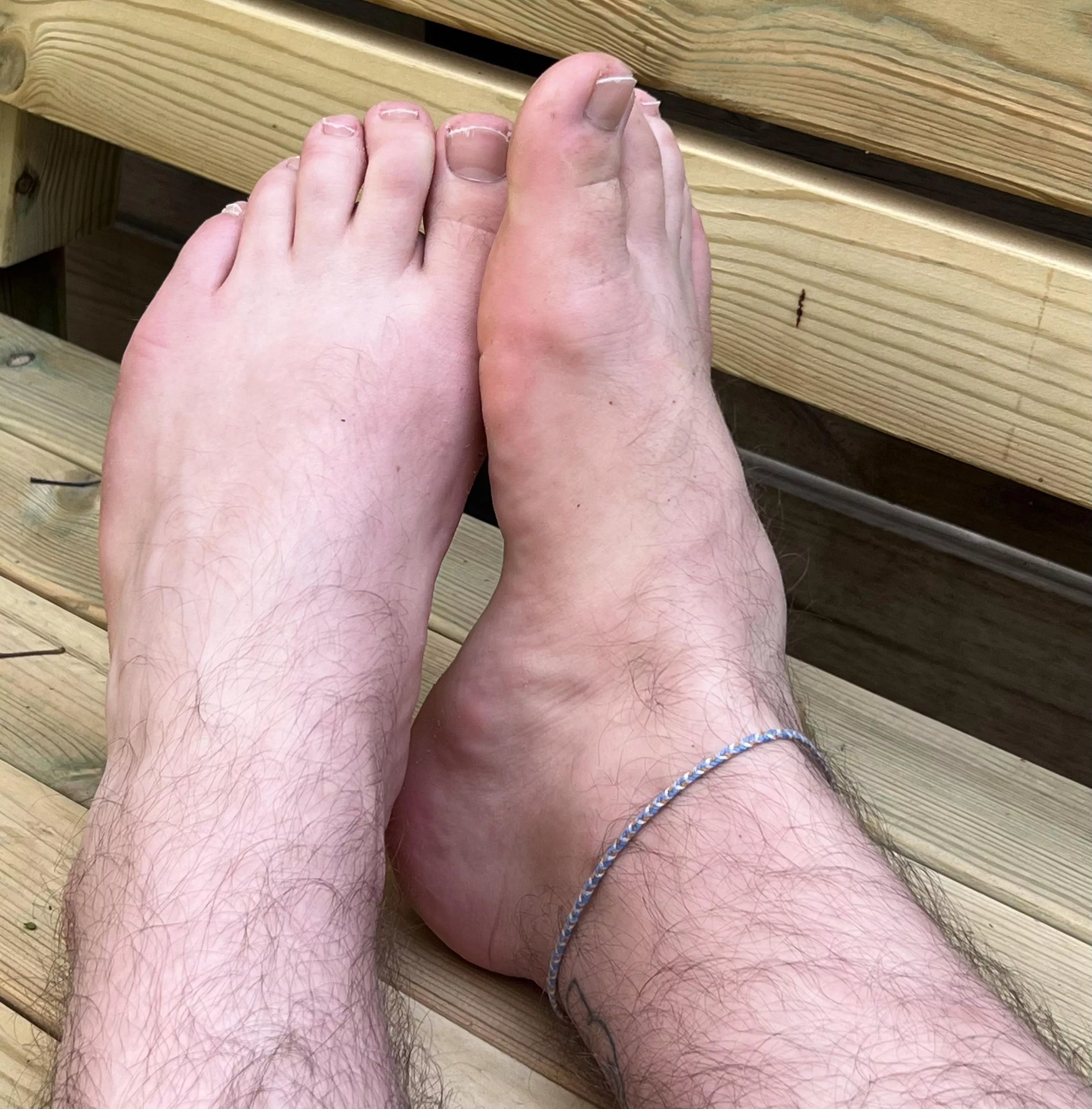 Just a pic I took without anyone knowing ðŸ™ˆ If you want to see more check out my feetfinder: https://feetfinder.com/userProfile/Feetoflove99