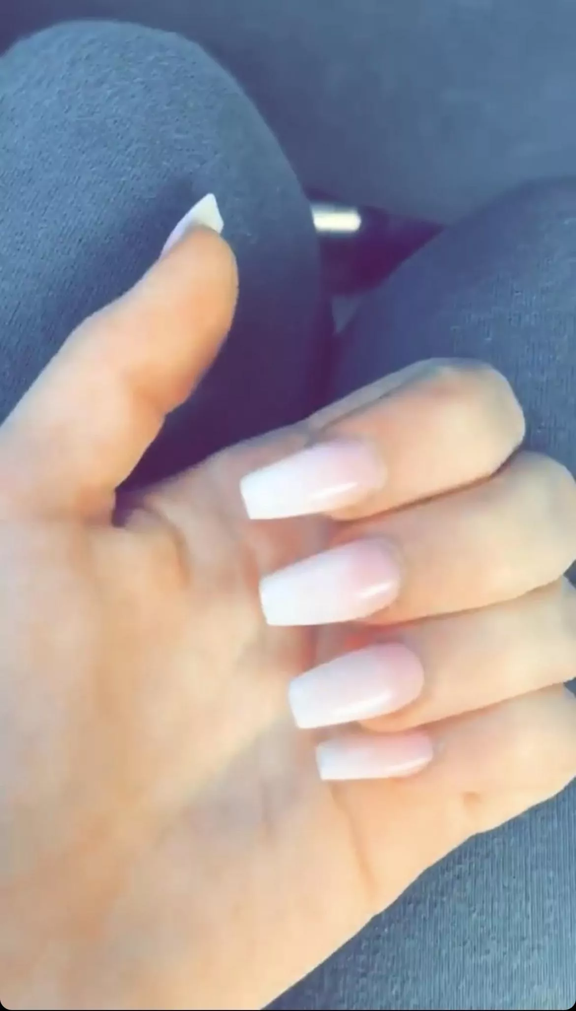 Just a simple manicure ðŸ’…