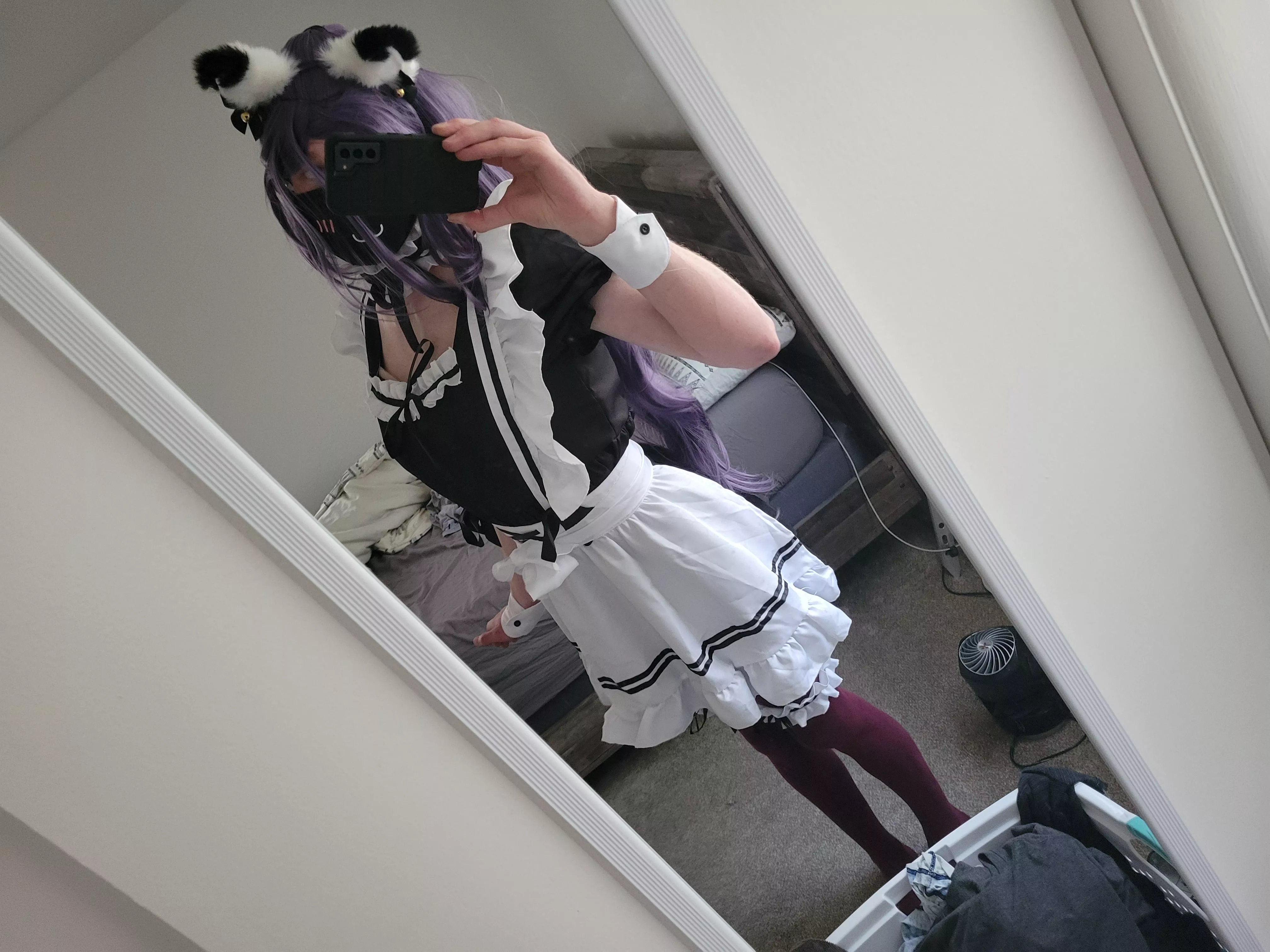 just another cat maid (^_^)