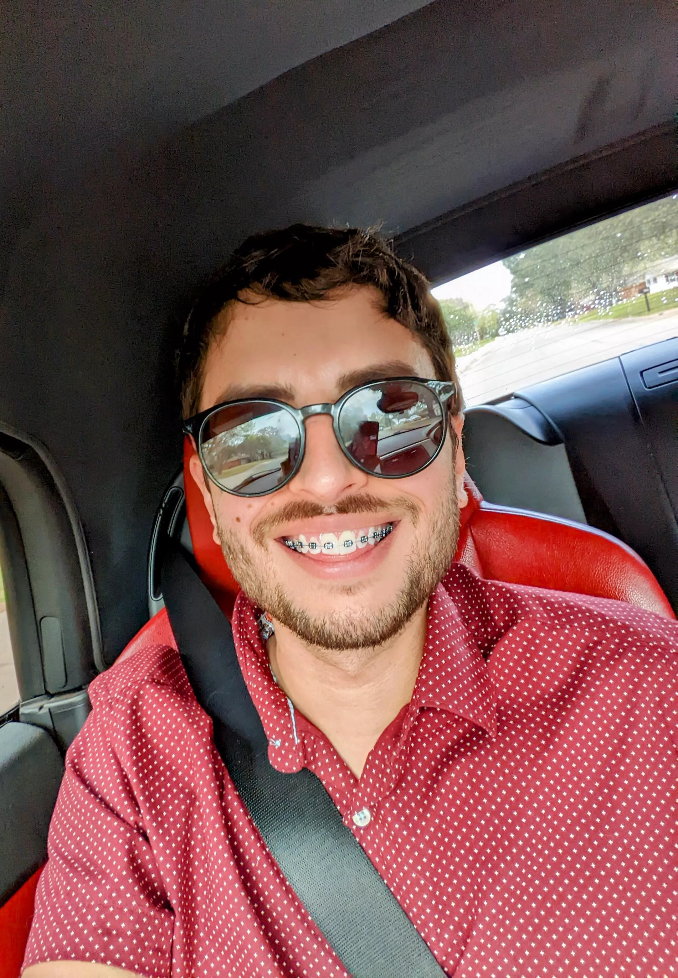 Just got braces at almost 30 years old...trying to embrace them 🤪😁