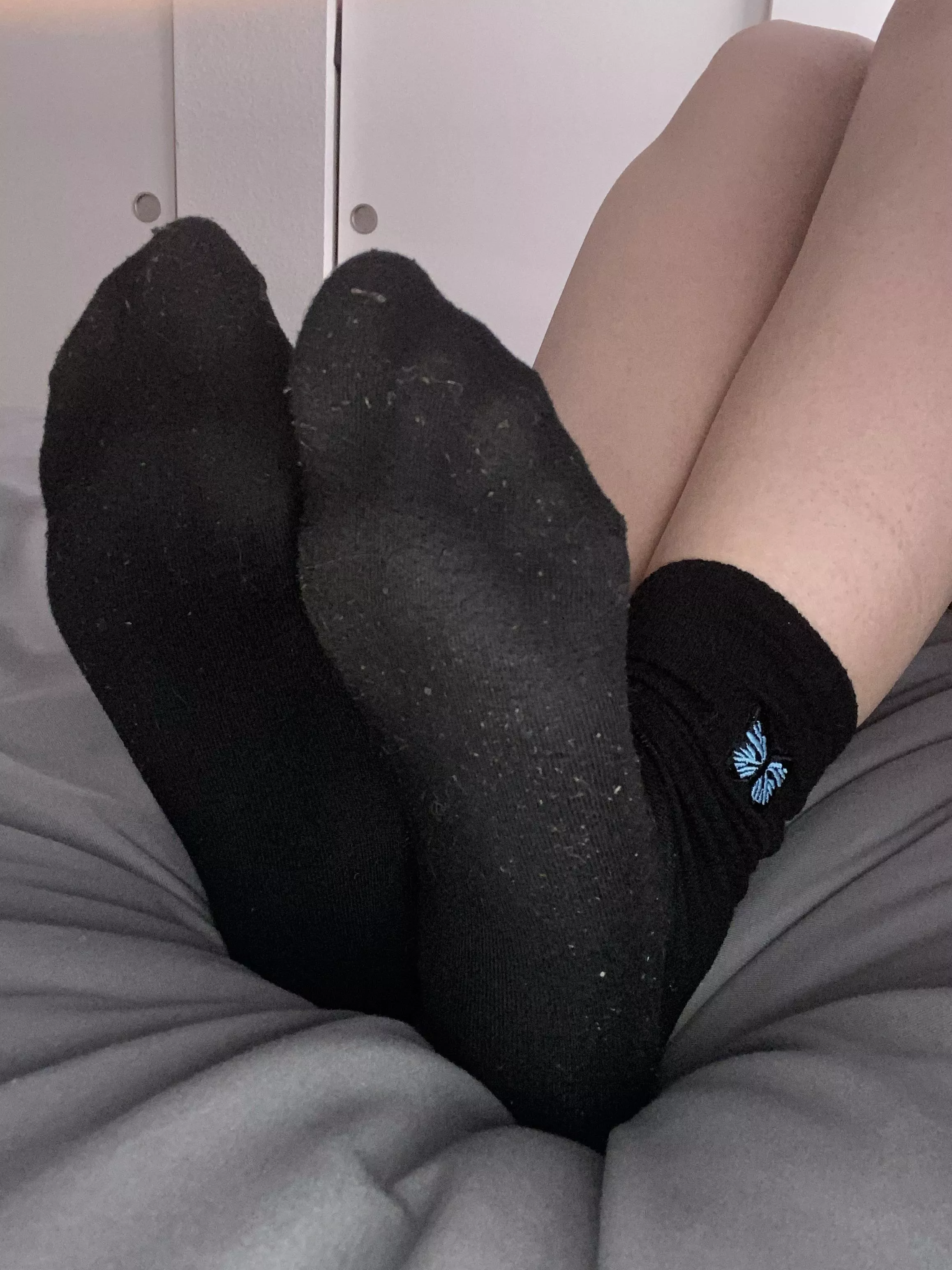 Just look at the toe prints on my dirty gym socks ðŸ¤¯ [selling]