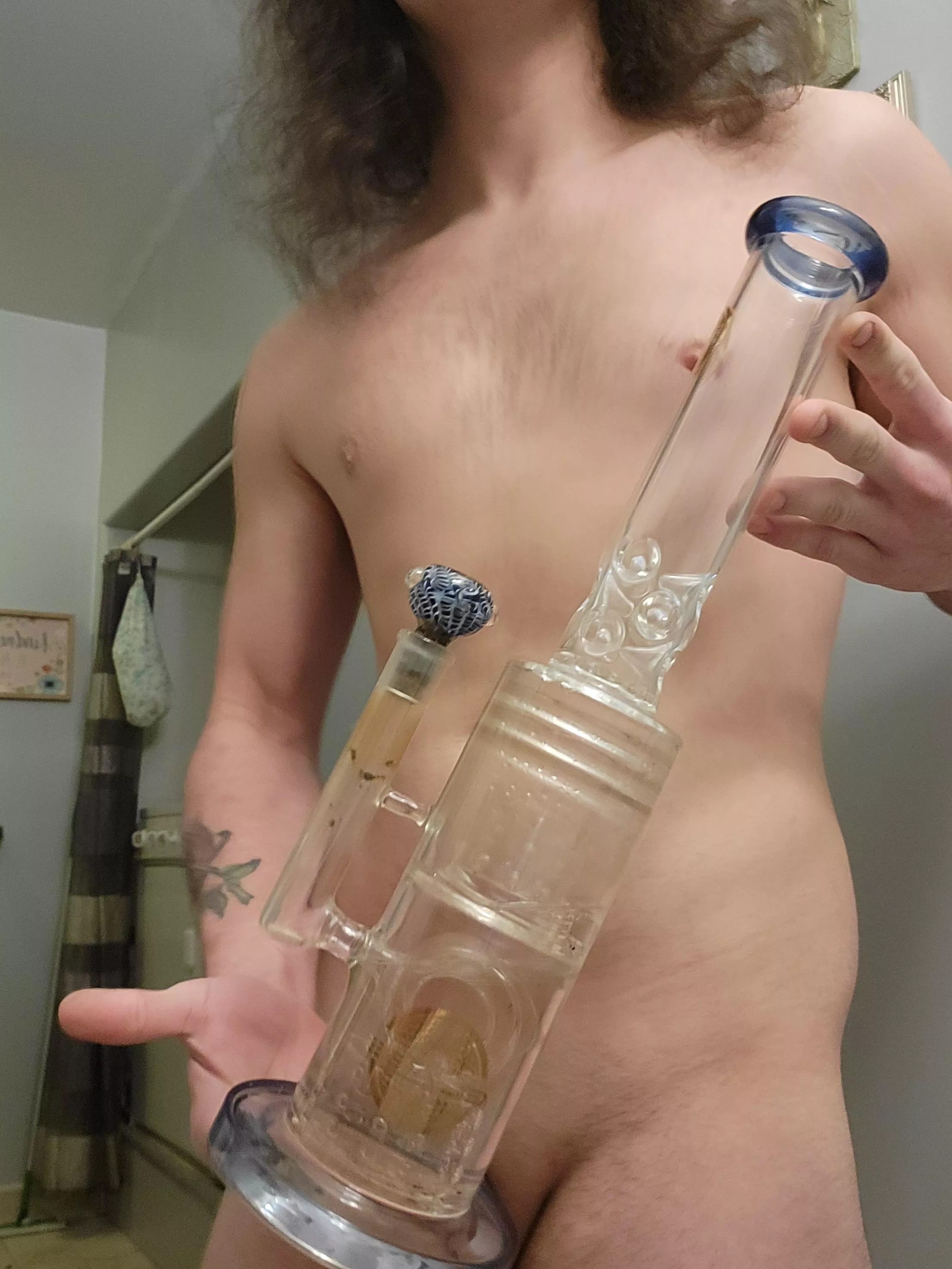 just love my new bong [M]