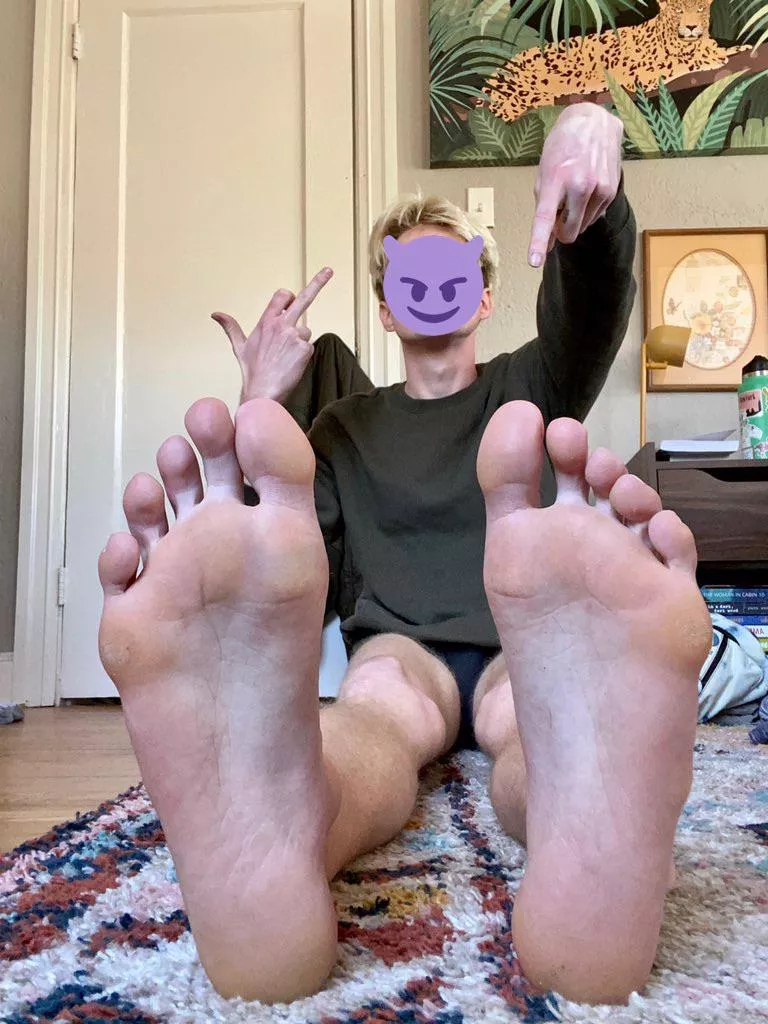 Keep me motivated. I don’t have to share my feet with you losers.