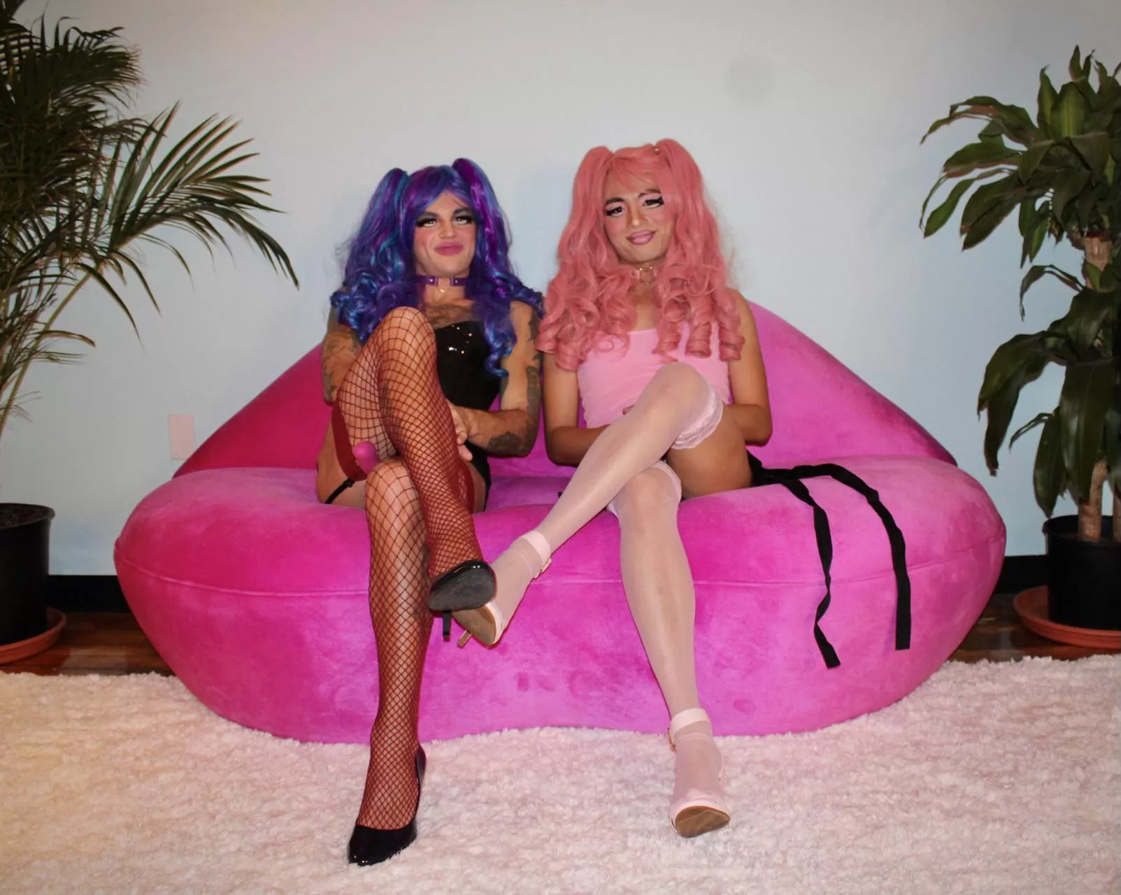 Kinky Beautician turned us into sissy dolls