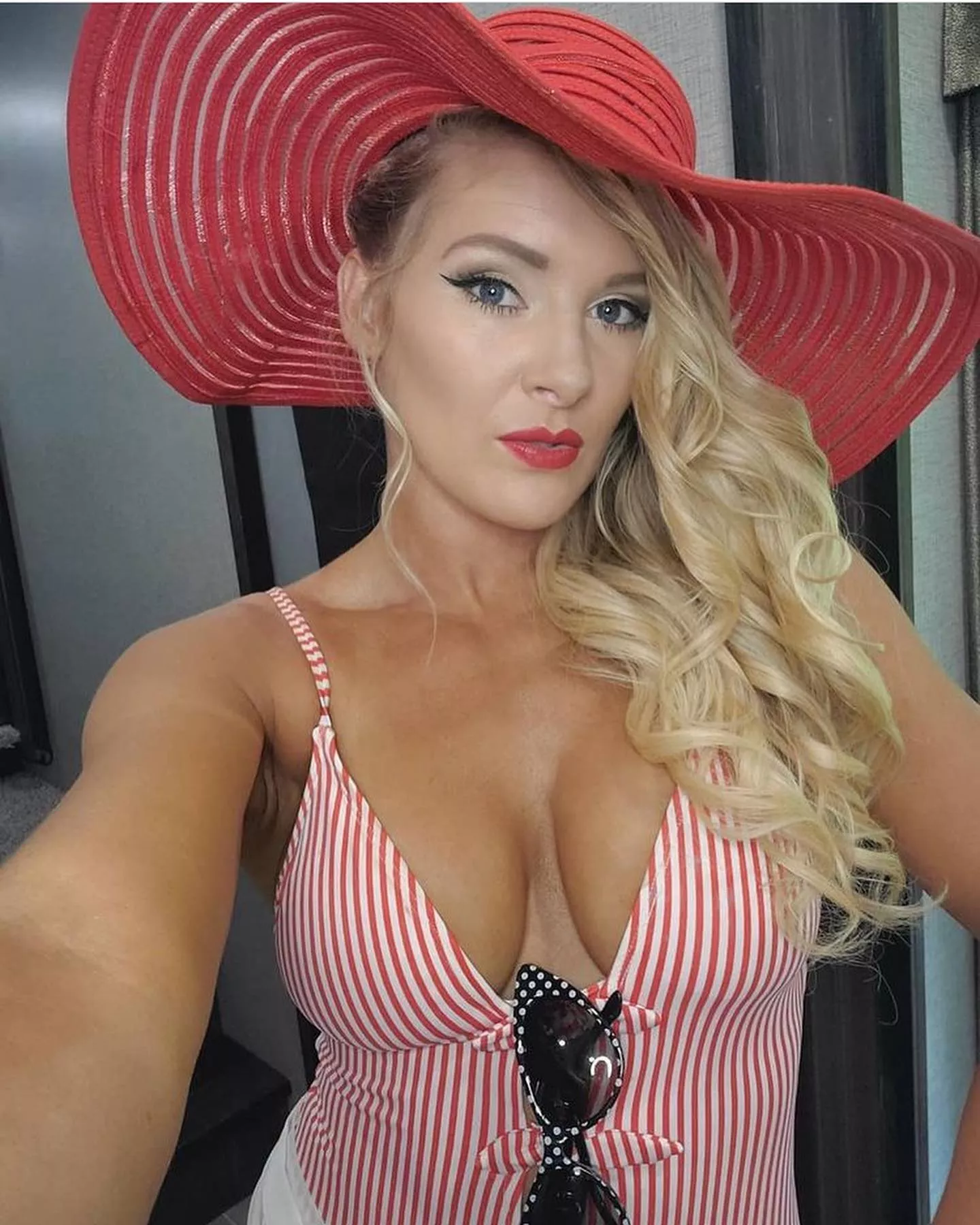 Lacey Evans