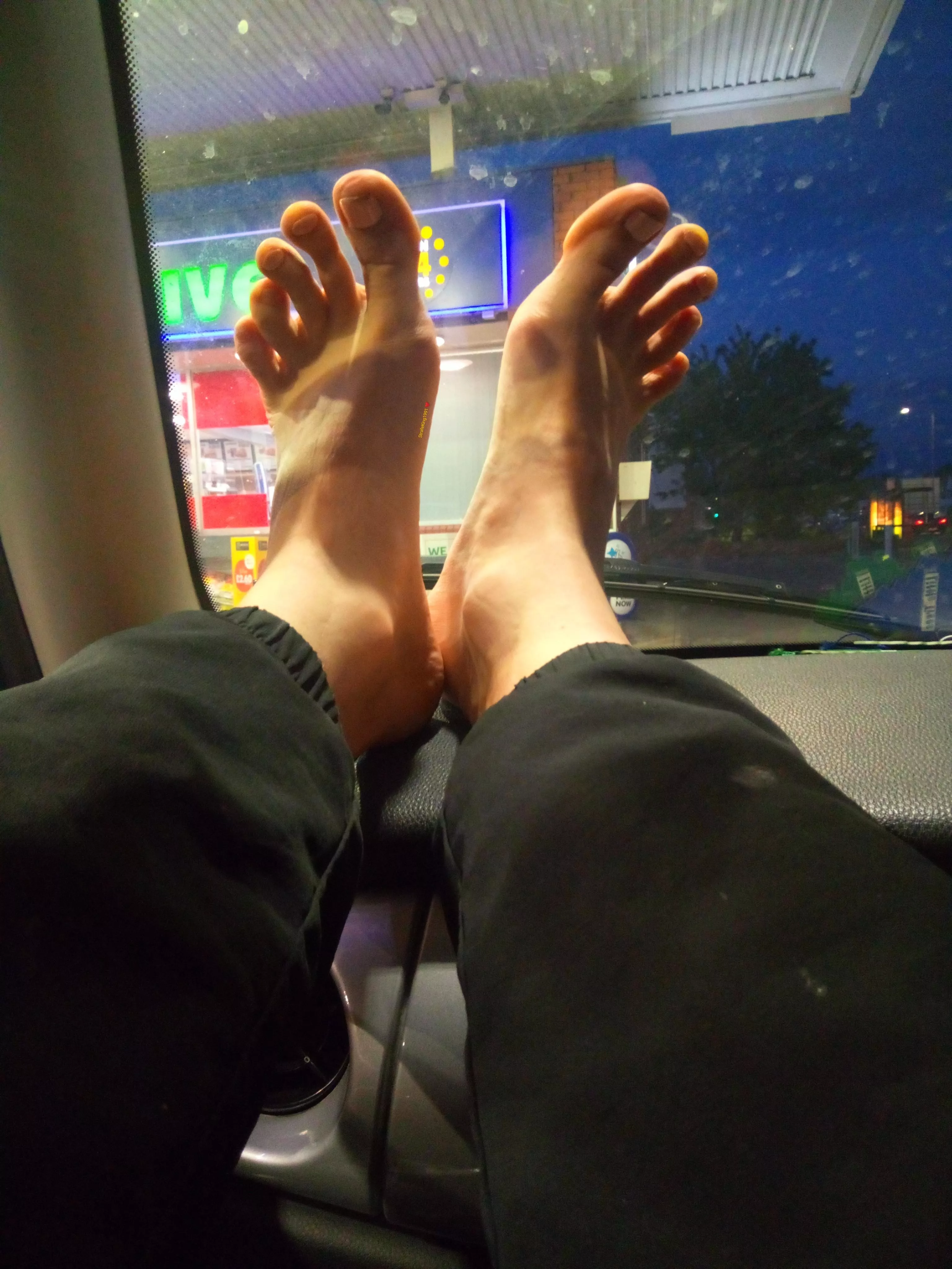 Last Night's After Work Dashboard Feet 😜😌🤭👣❤️