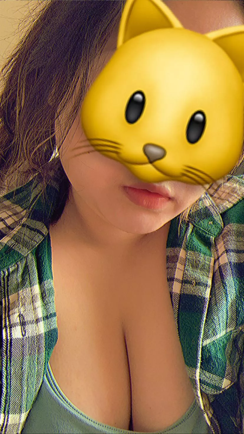 Let me be your kittyðŸ˜˜