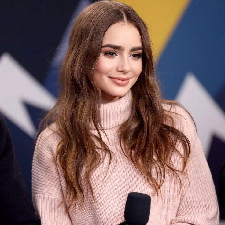 Lily Collins