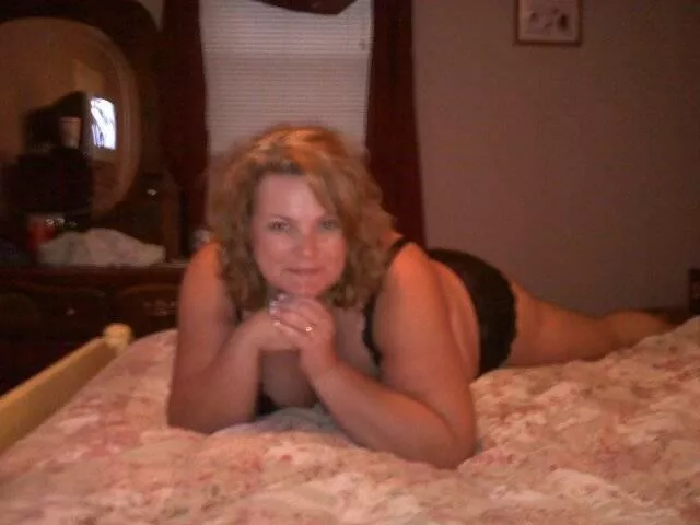 Lincolnton NC wife. Love to chat with someone who recognizes her.