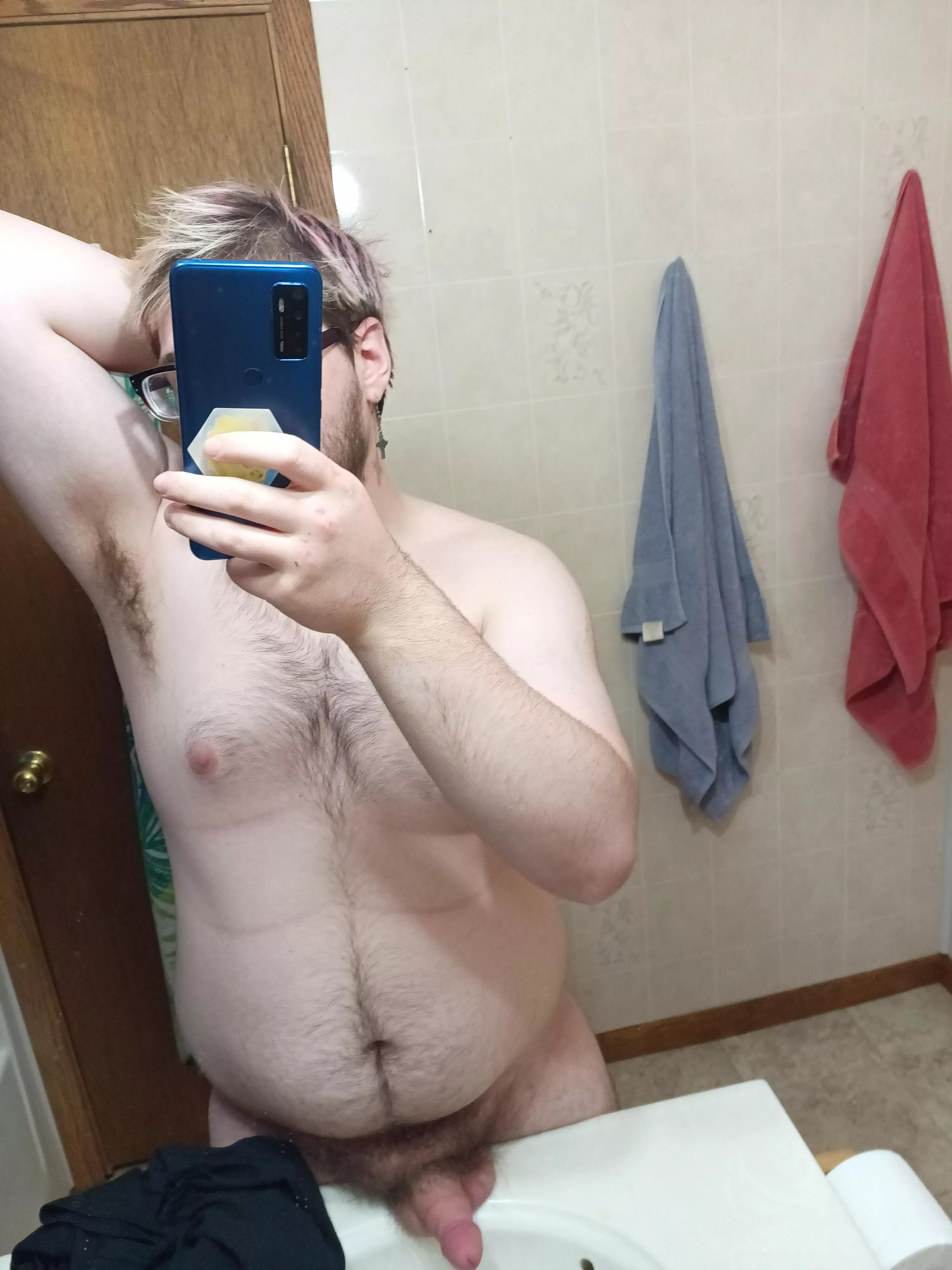 little pre shower selfie