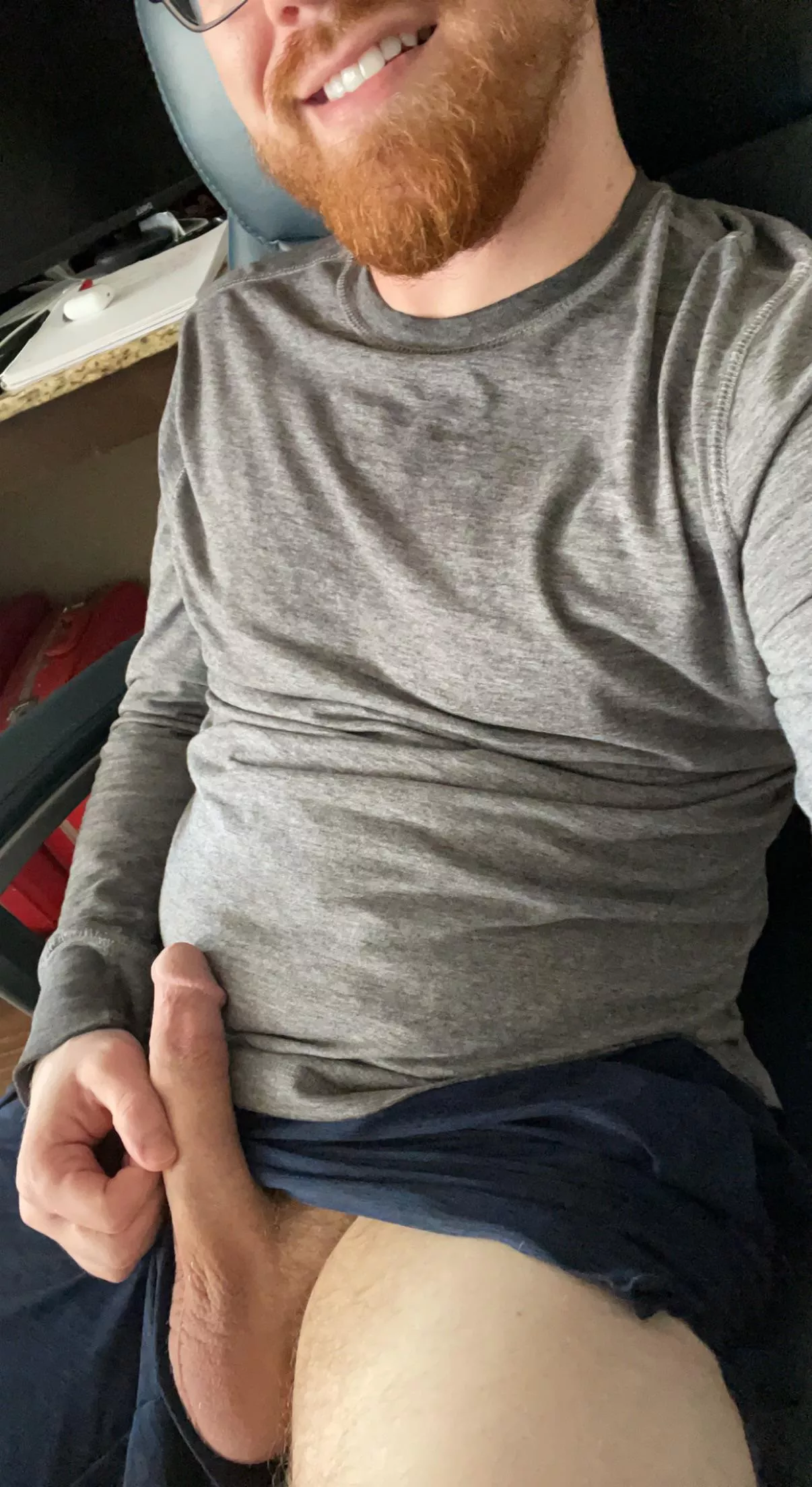 Little pre-gym dick pic