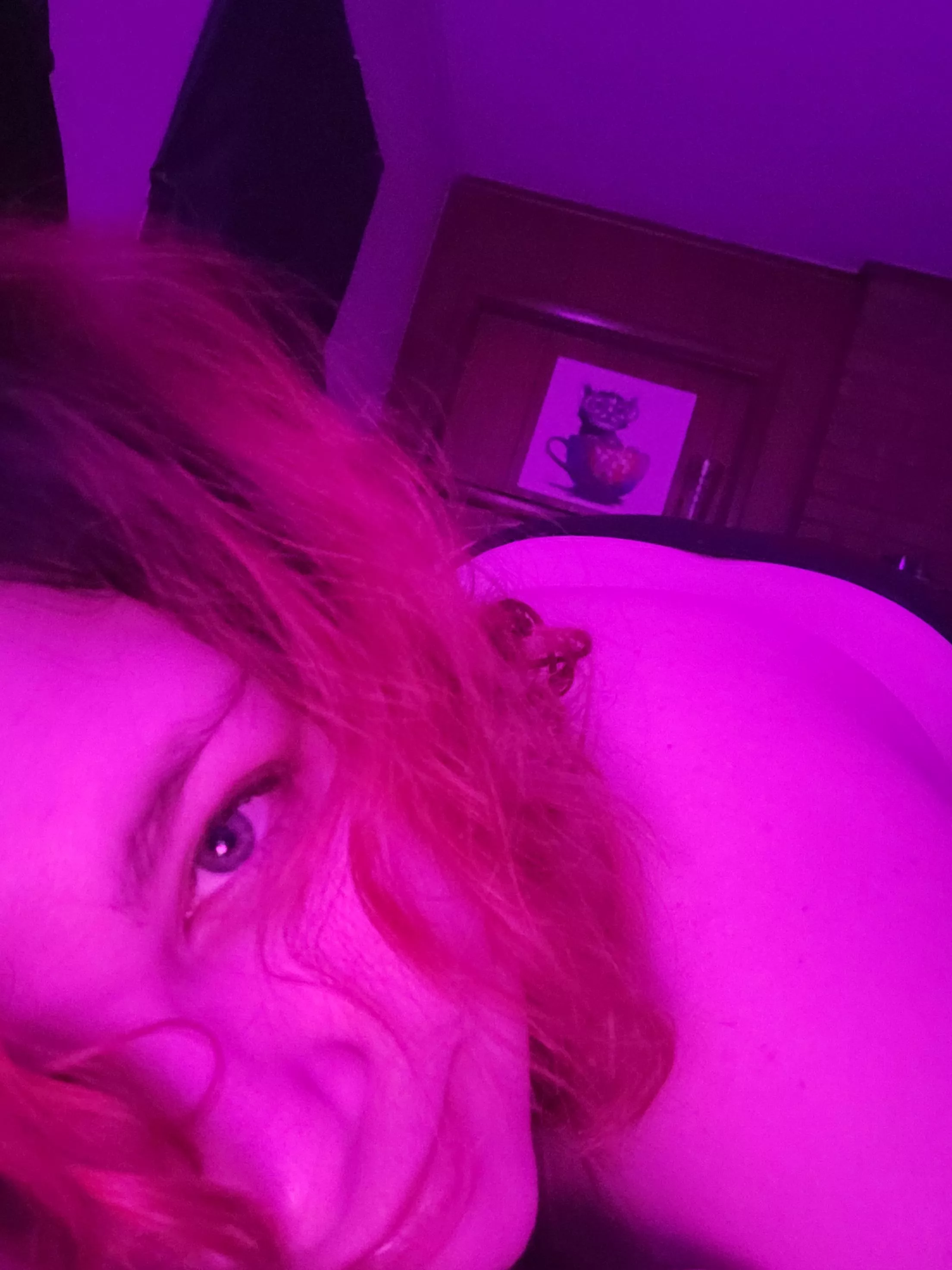 Lonely redhead looking to chat 28f