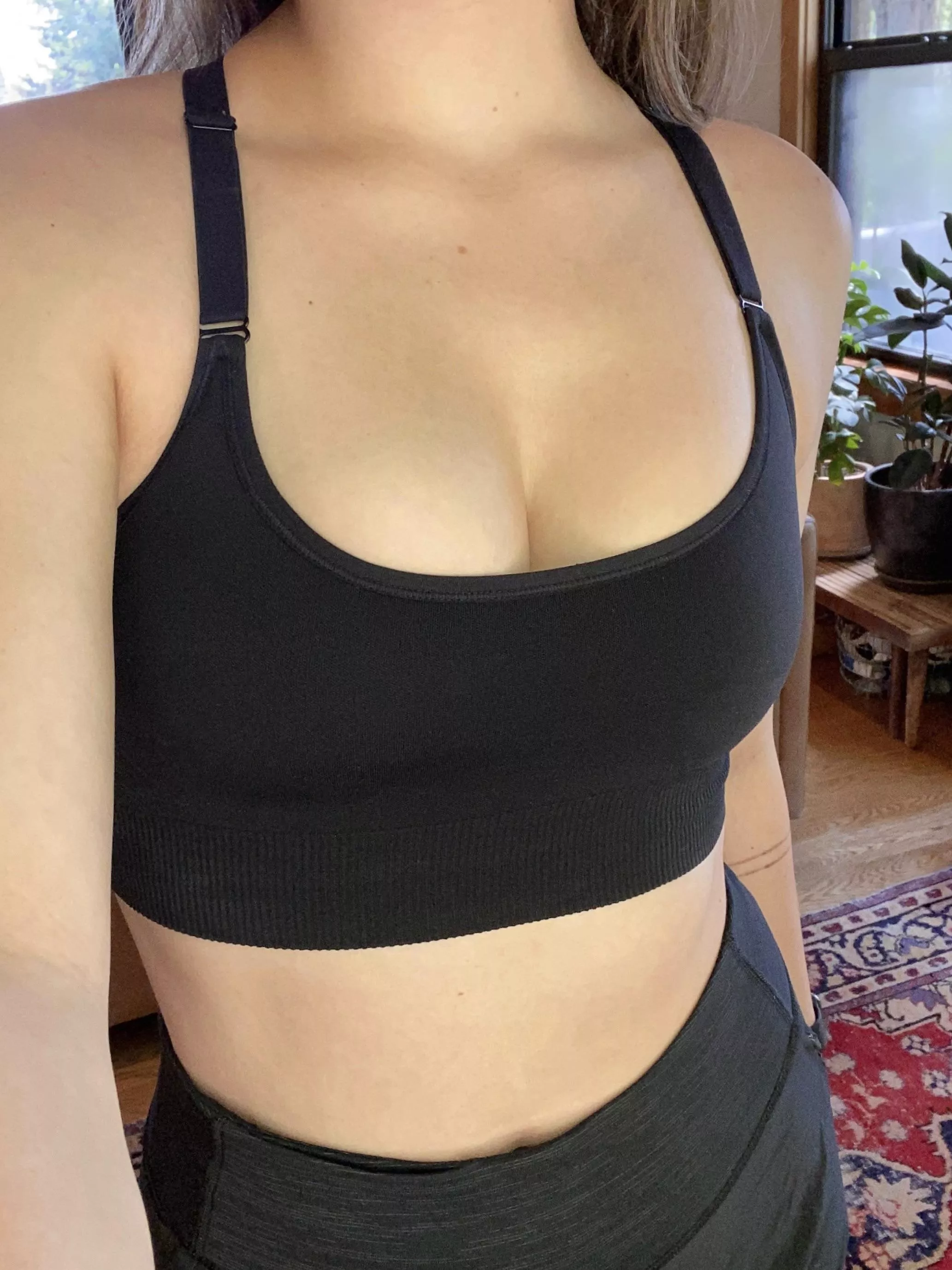 Looking [f]or a workout buddy ðŸ˜˜