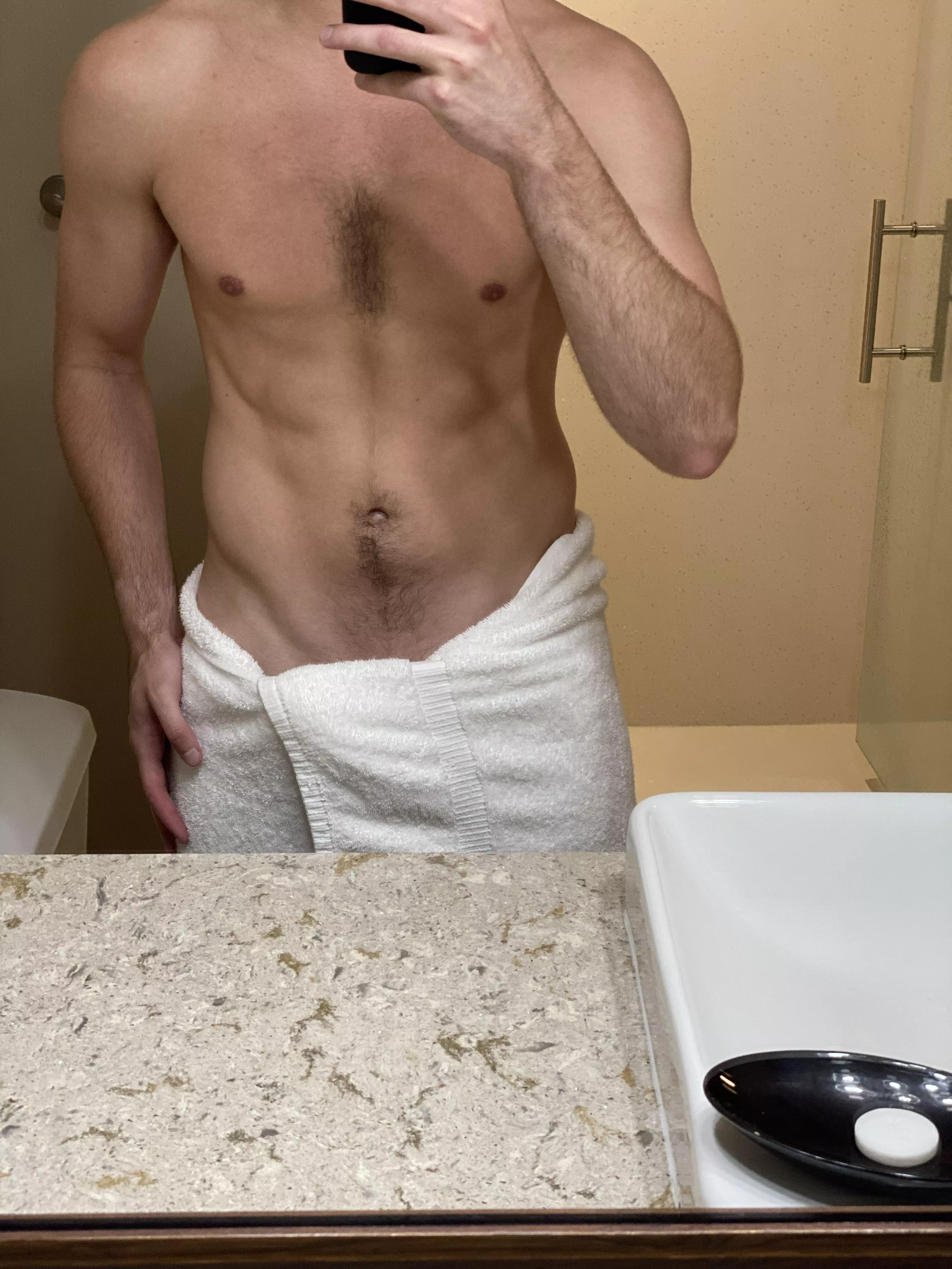 Looking for someone to shower in my hotel room with me