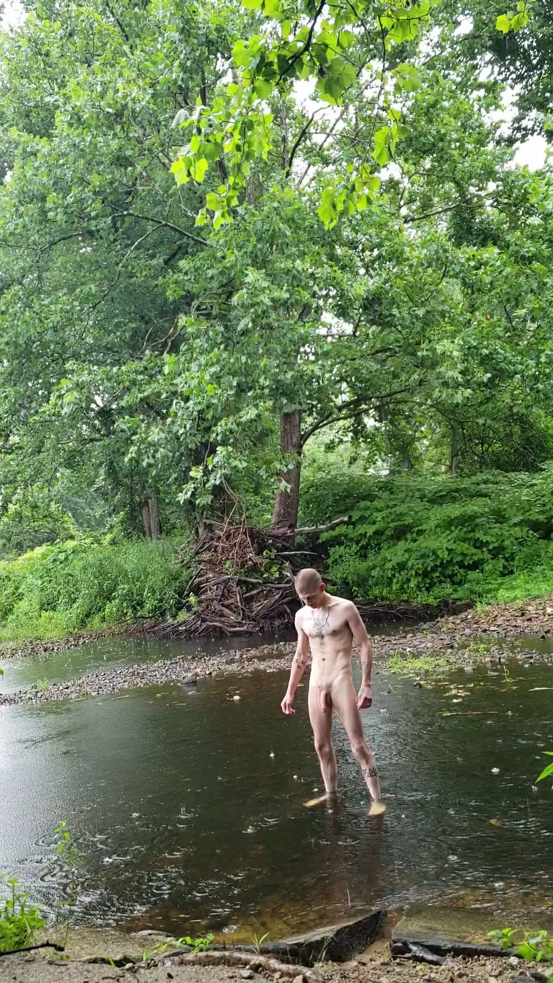 love being nude outside (m)