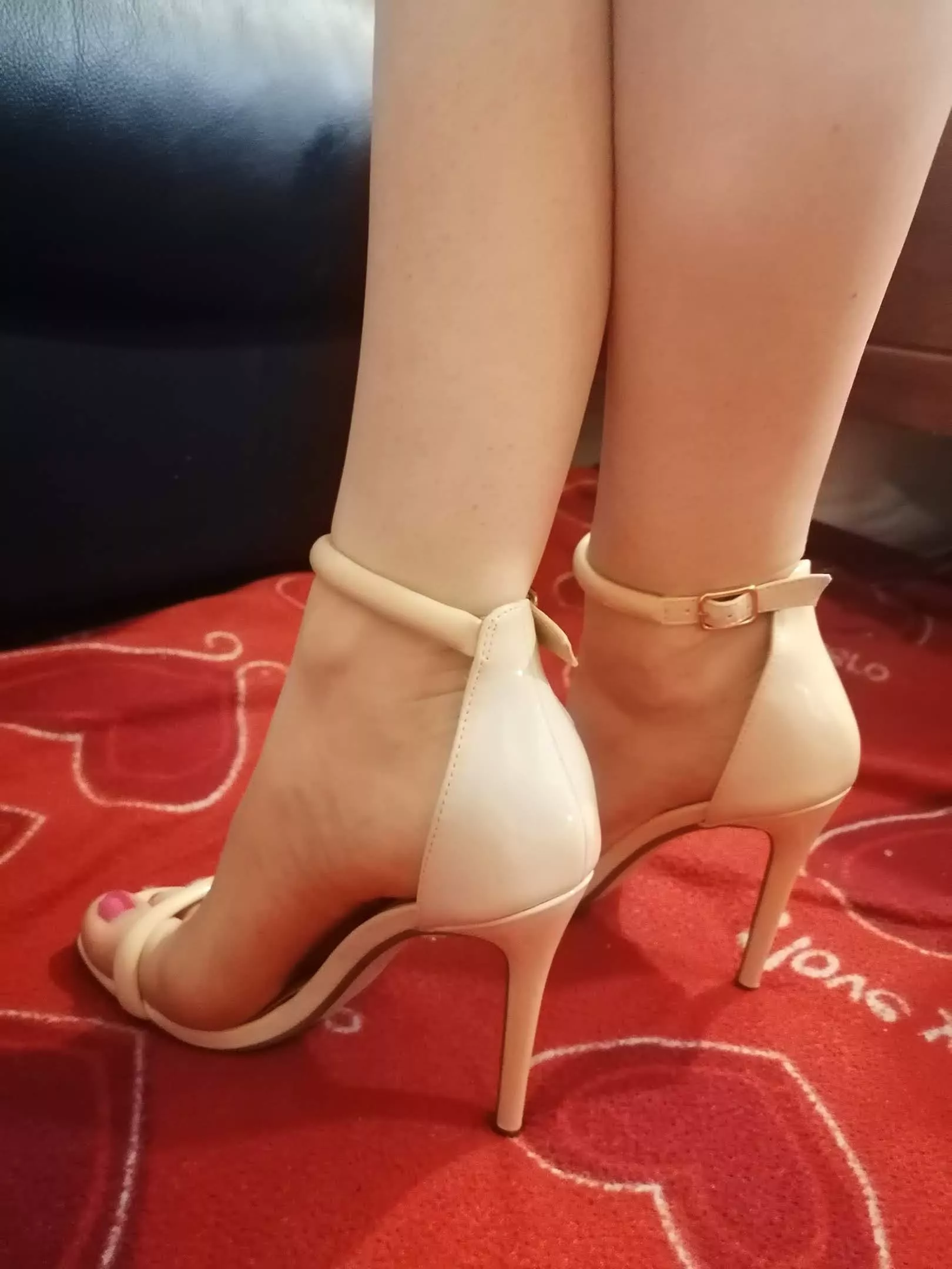 love my nude heels with pink toes xx