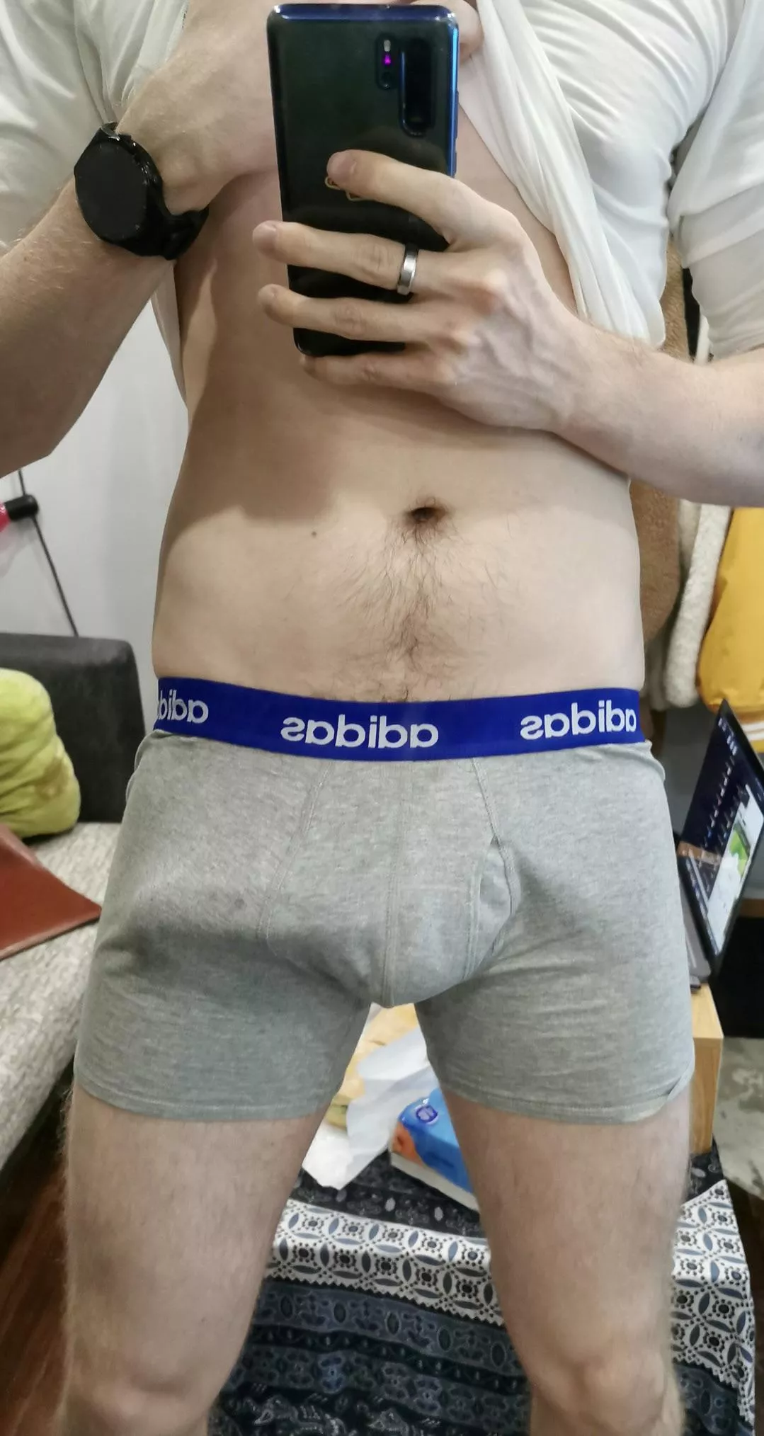 Love showing off my bulge ðŸ†