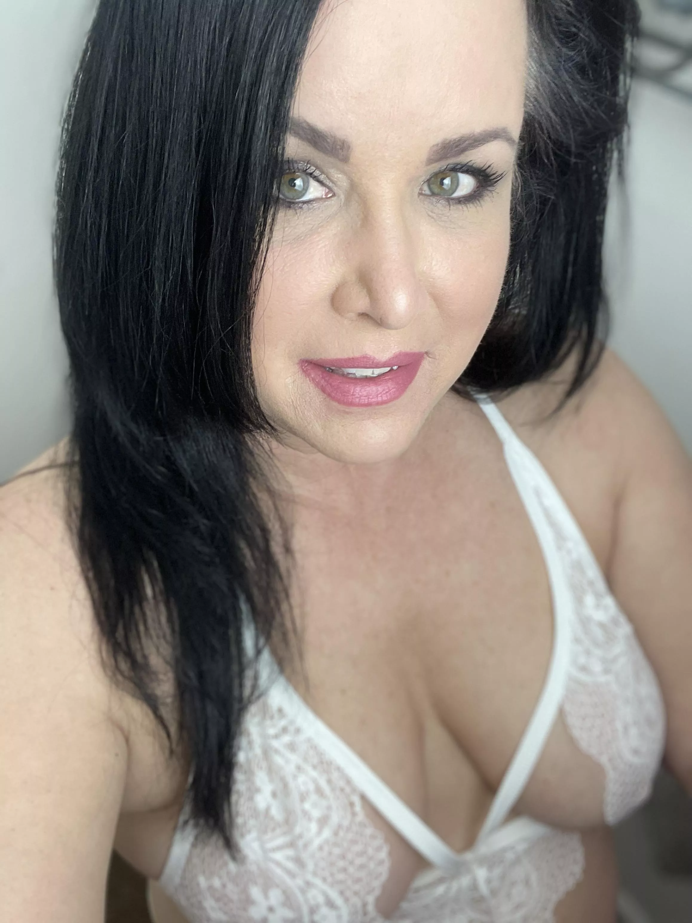 Love to be your milfâ€¦ F55